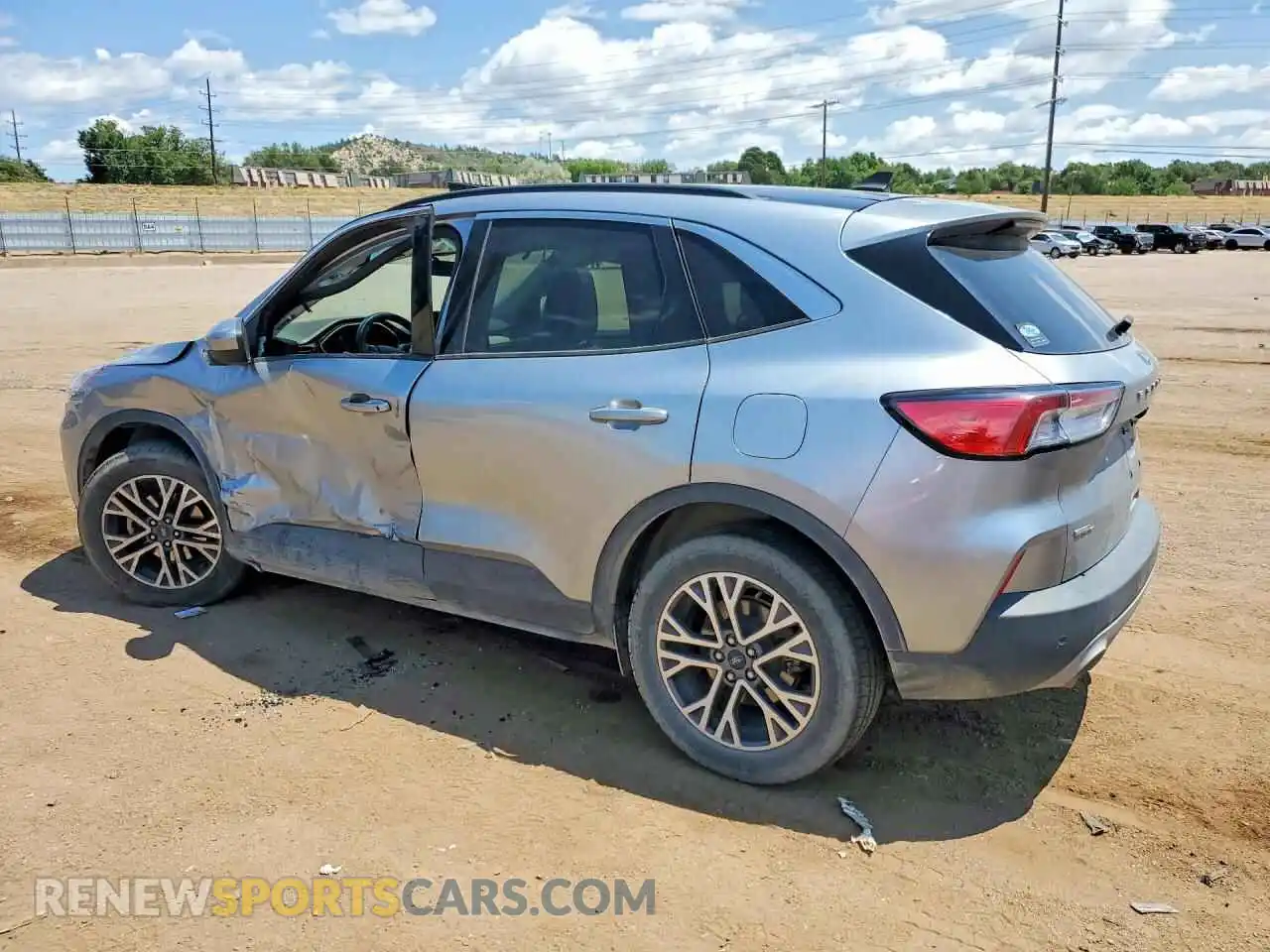 2 fotografías del automóvil dañado 1FMCU9H67MUB07510 FORD ESCAPE 2021