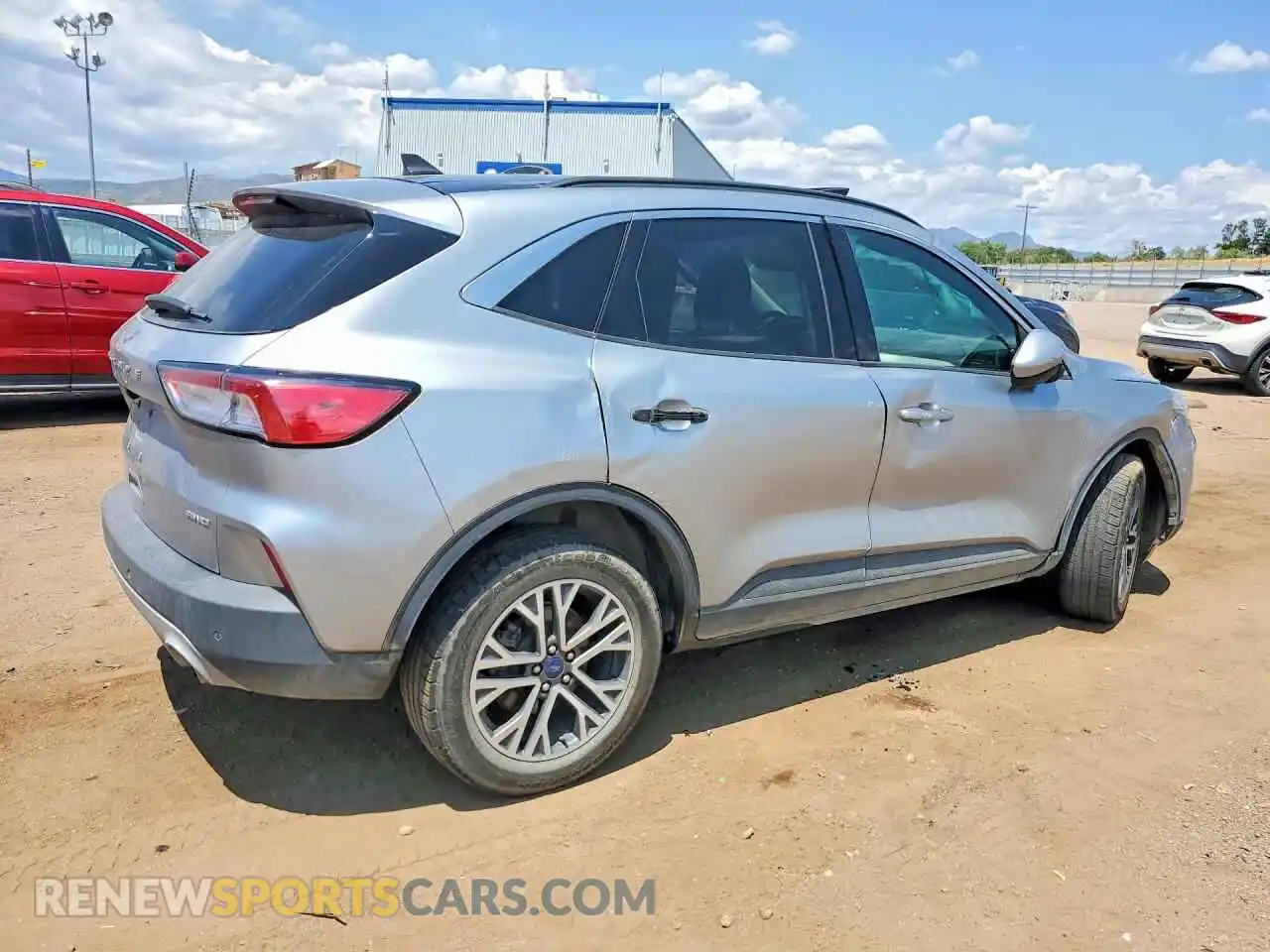 3 fotografías del automóvil dañado 1FMCU9H67MUB07510 FORD ESCAPE 2021