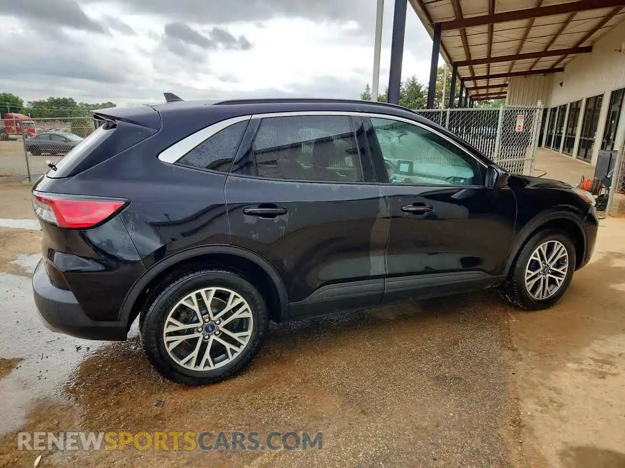 3 fotografías del automóvil dañado 1FMCU9H67MUB34349 FORD ESCAPE 2021