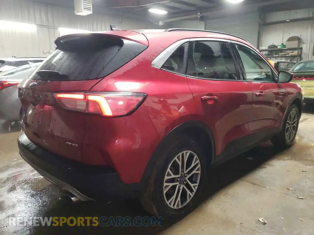 3 Photograph of a damaged car 1FMCU9H68MUA57796 FORD ESCAPE 2021