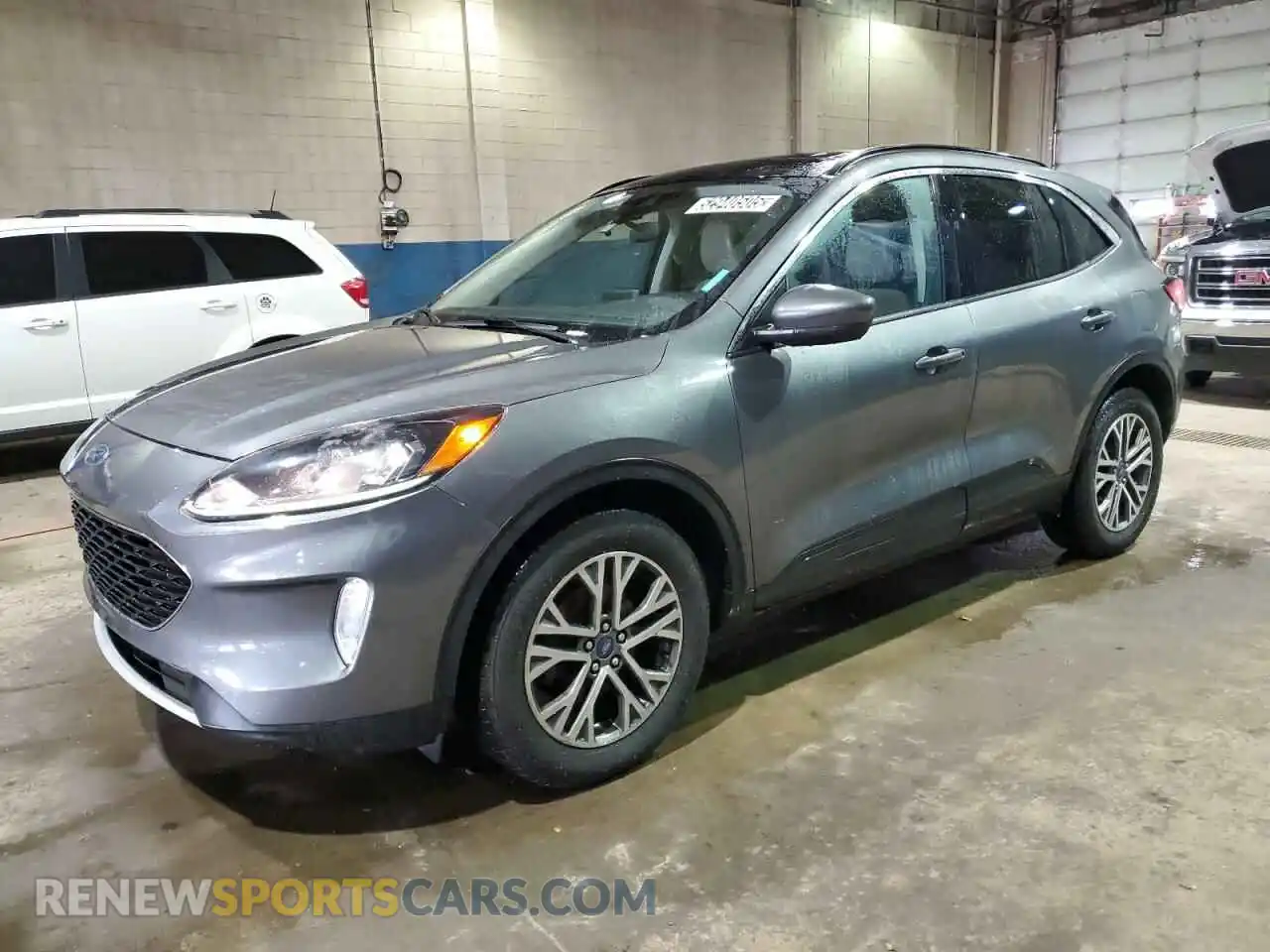 1 Photograph of a damaged car 1FMCU9H6XMUA54401 FORD ESCAPE 2021