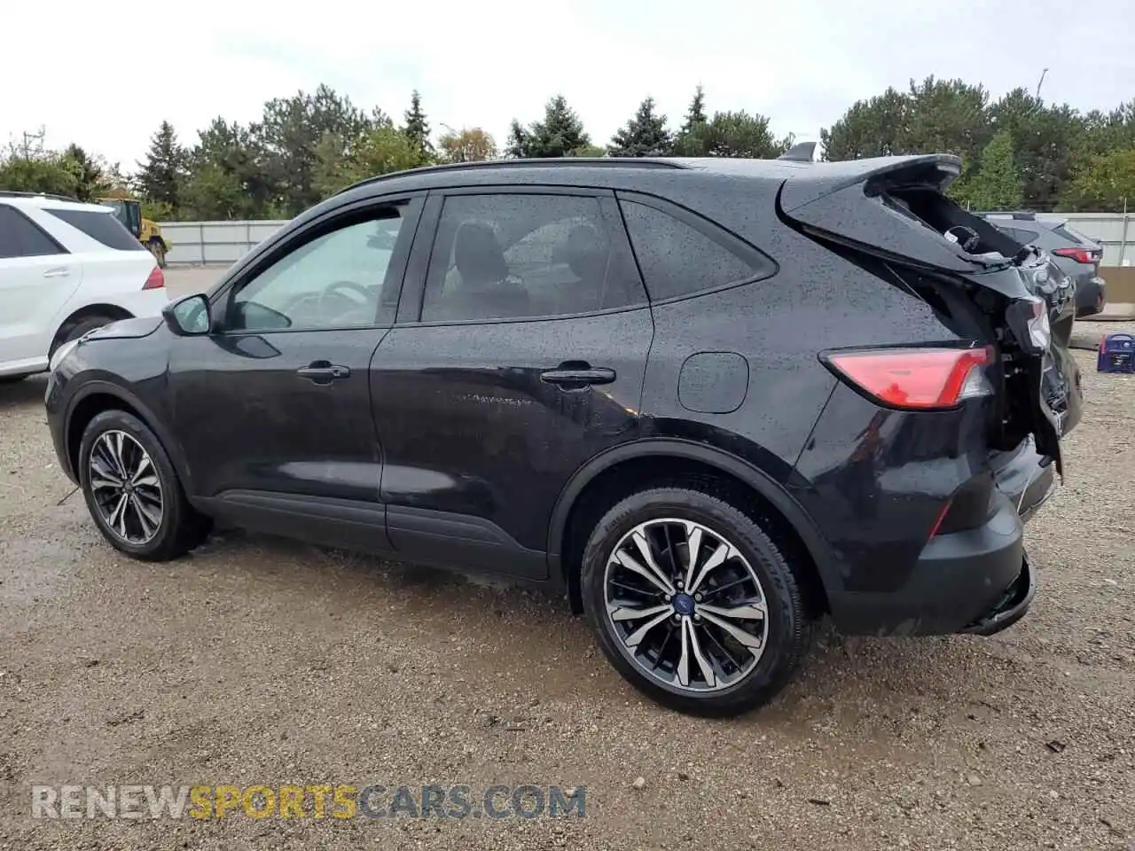 2 Photograph of a damaged car 1FMCU9H90MUB14776 FORD ESCAPE 2021