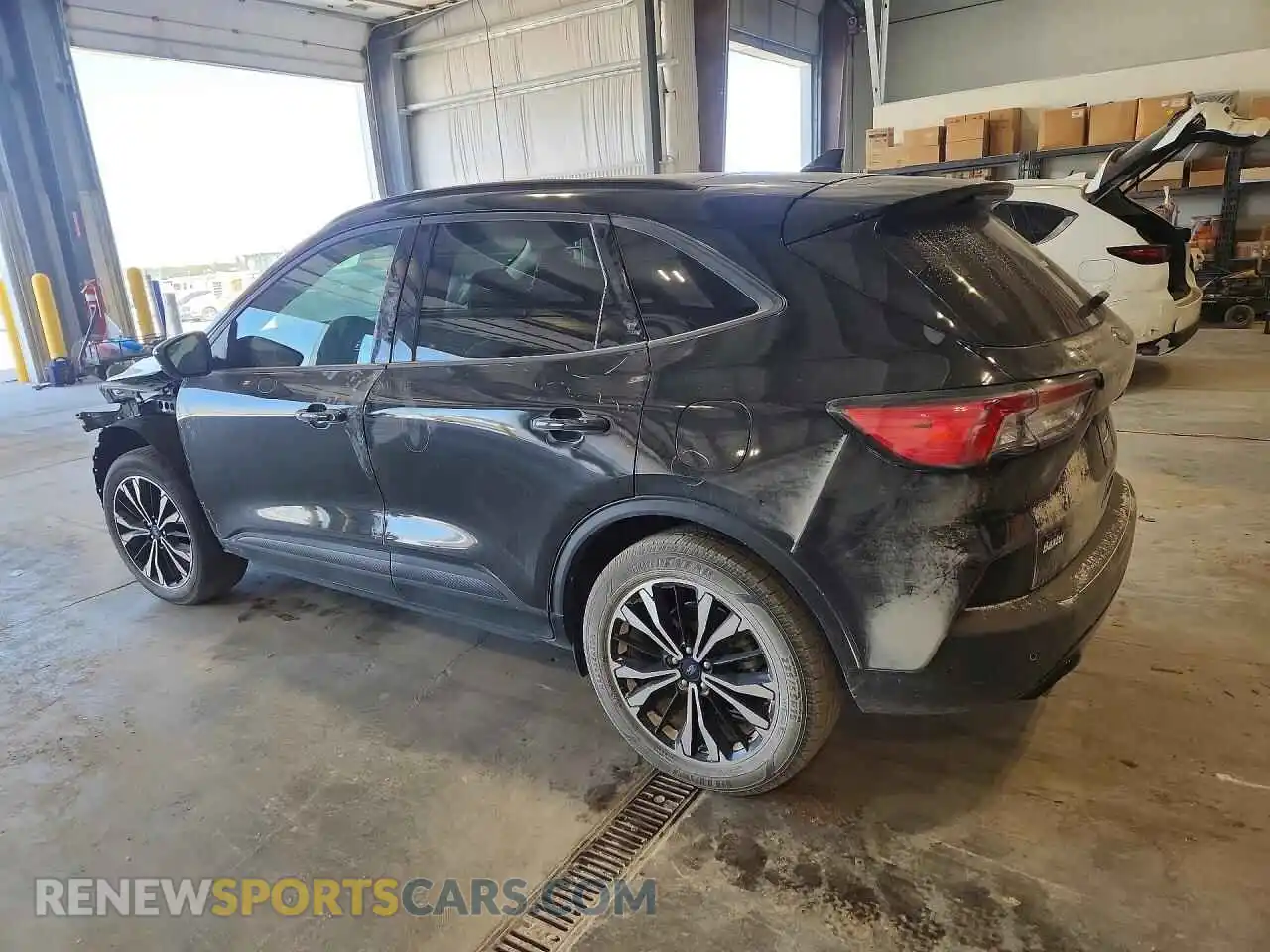 2 Photograph of a damaged car 1FMCU9H94MUB04963 FORD ESCAPE 2021
