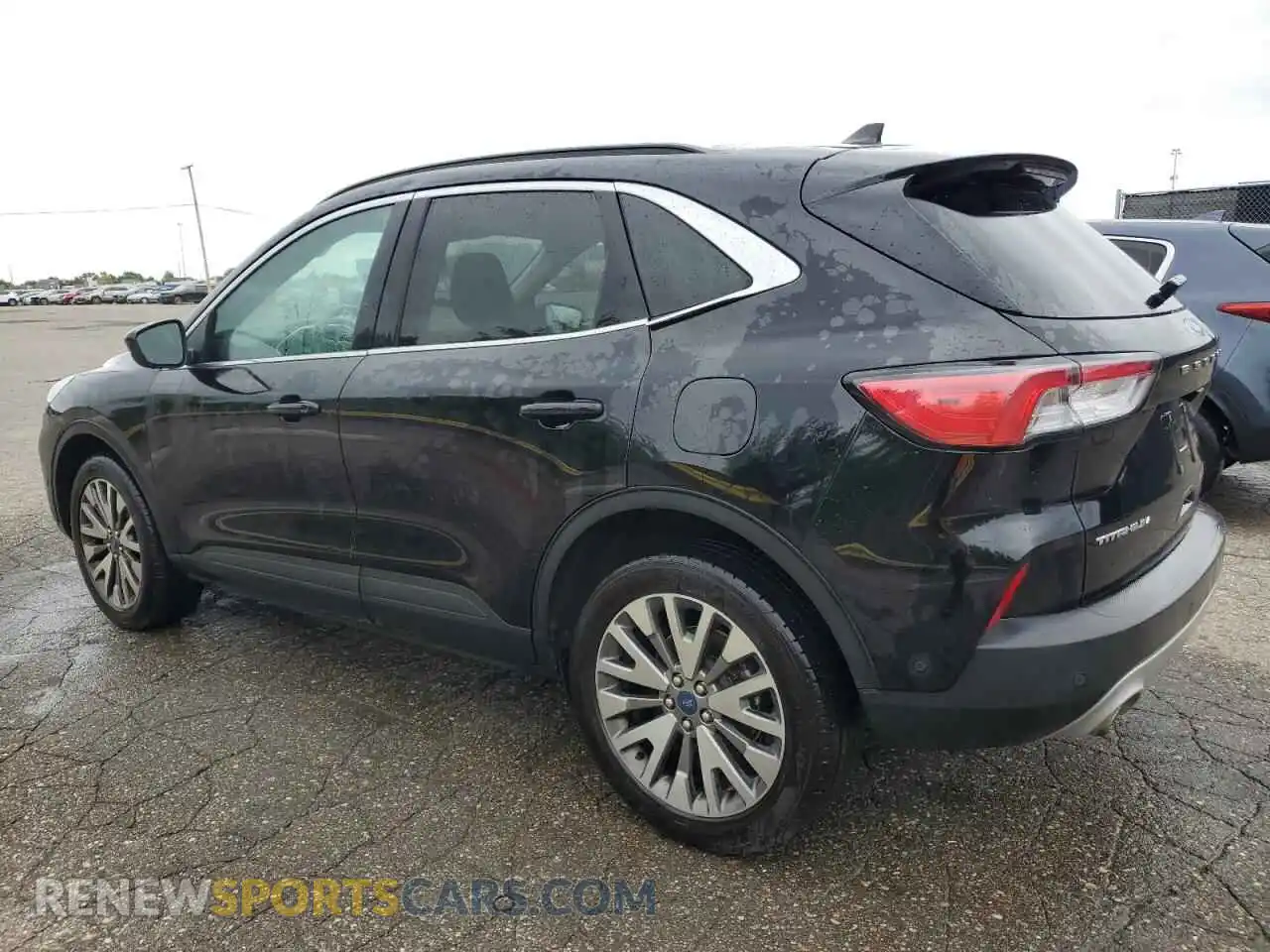2 Photograph of a damaged car 1FMCU9J92MUA57748 FORD ESCAPE 2021