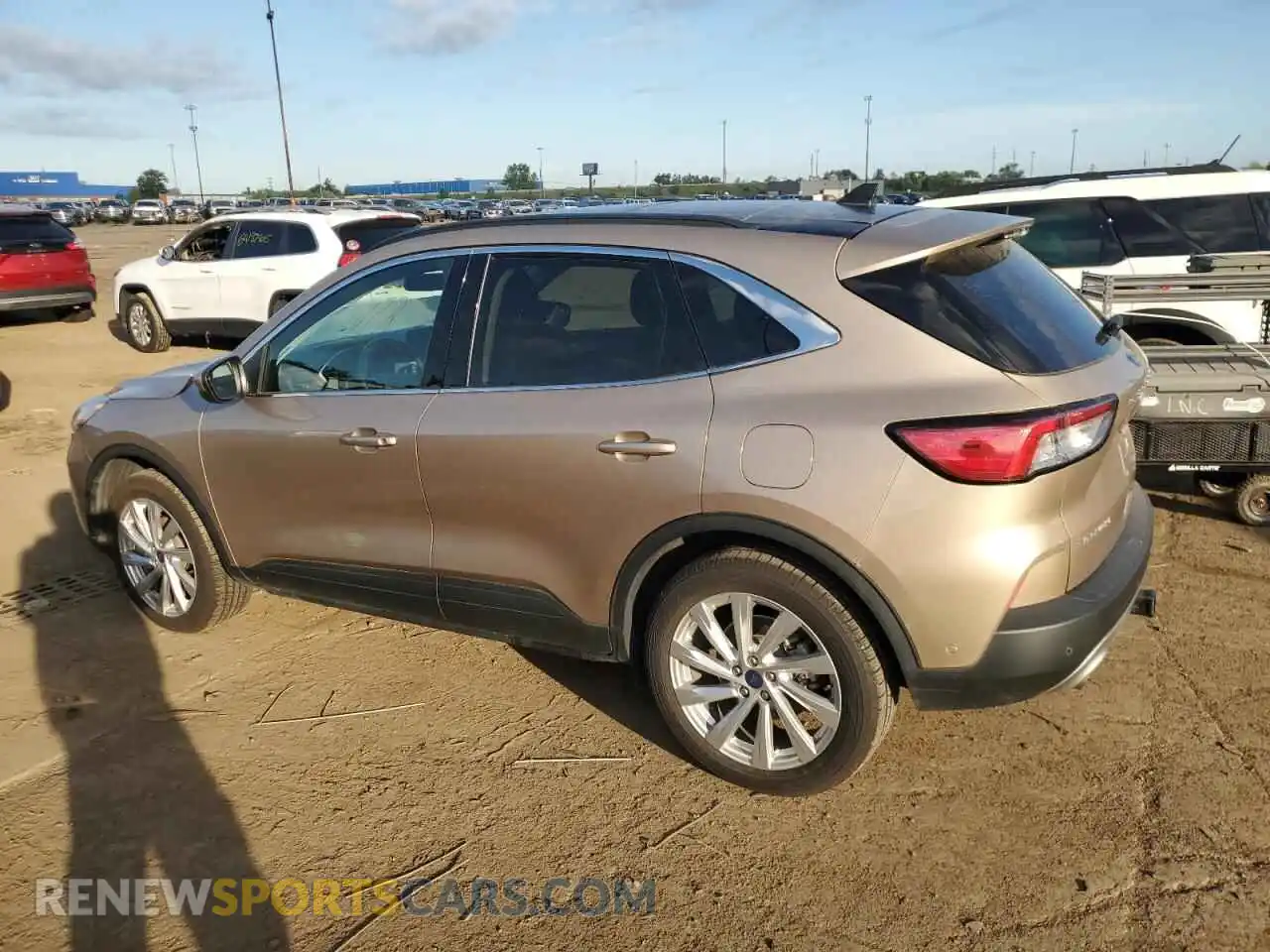 2 Photograph of a damaged car 1FMCU9J99MUA04562 FORD ESCAPE 2021