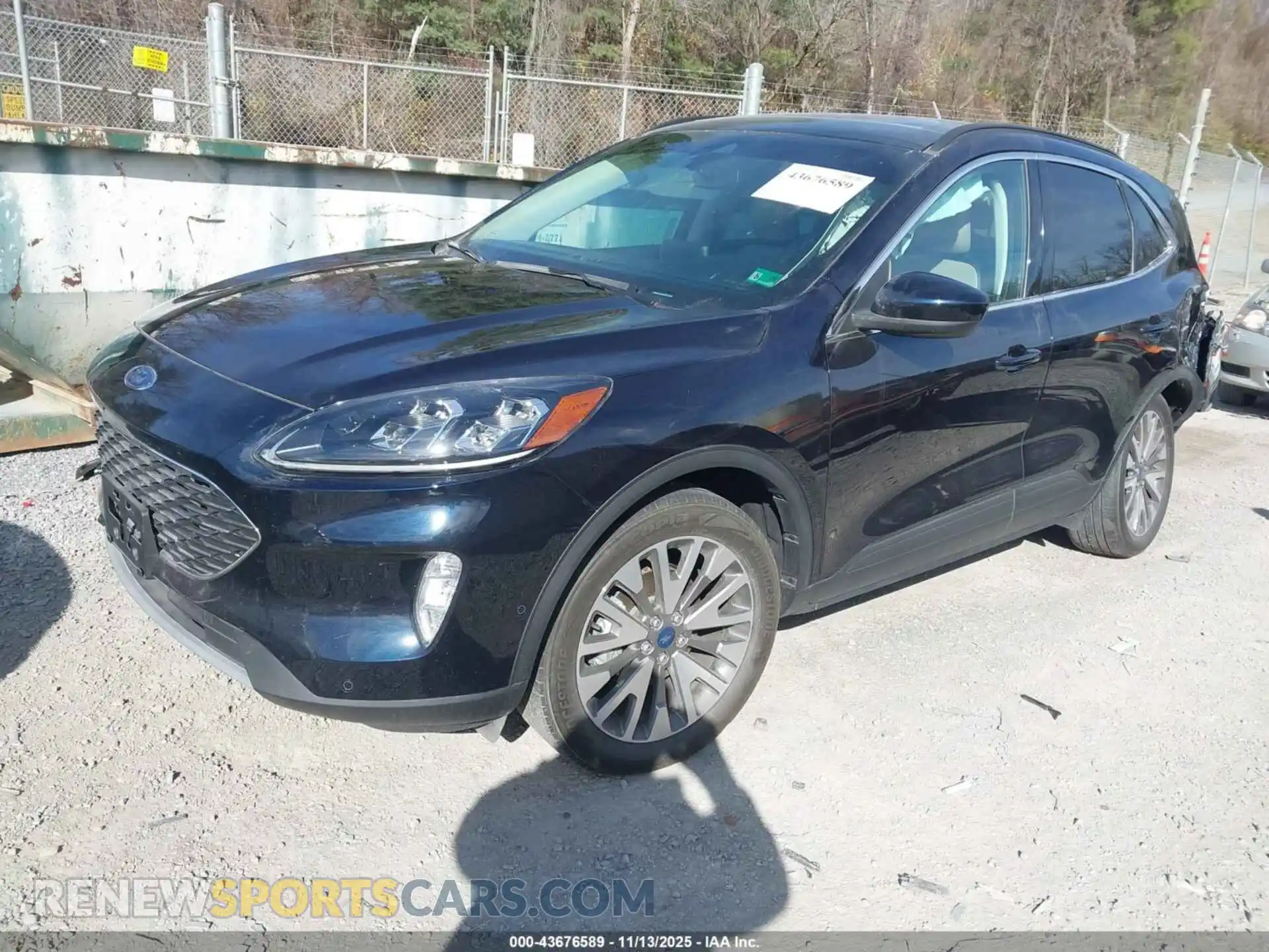 2 Photograph of a damaged car 1FMCU9J9XMUA79335 FORD ESCAPE 2021