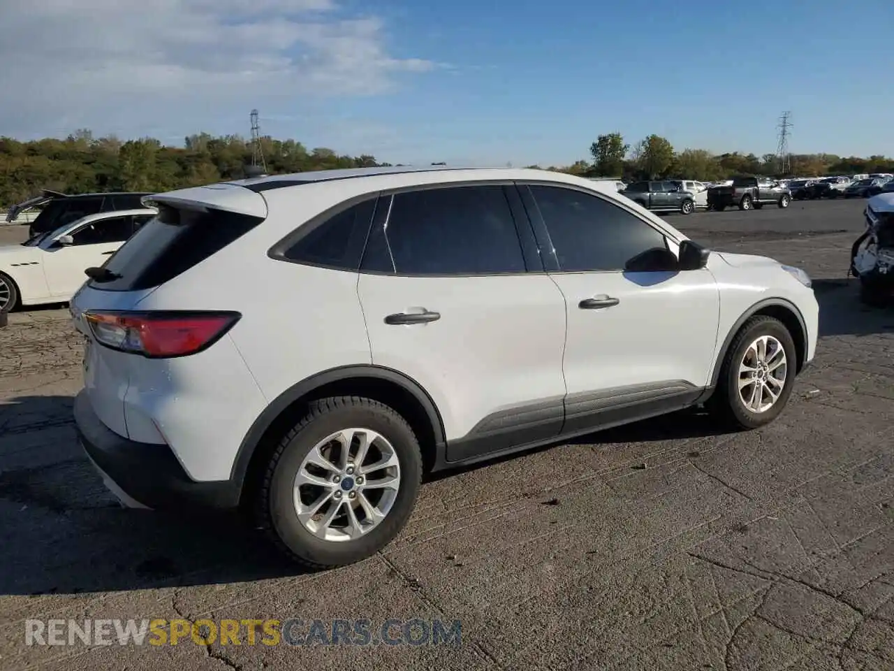3 Photograph of a damaged car 1FMCU0F64NUB06458 FORD ESCAPE 2022