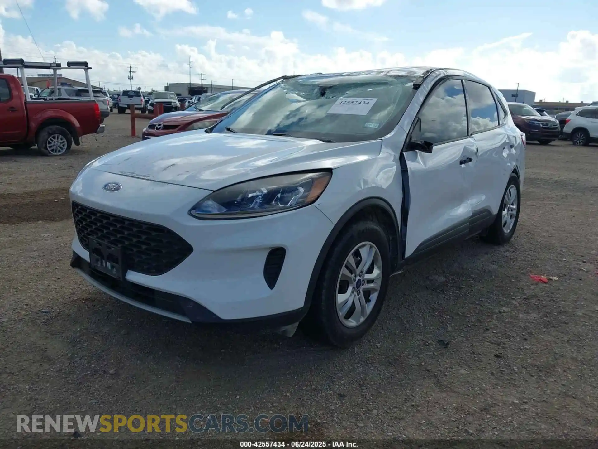 2 Photograph of a damaged car 1FMCU0F65NUB21535 FORD ESCAPE 2022
