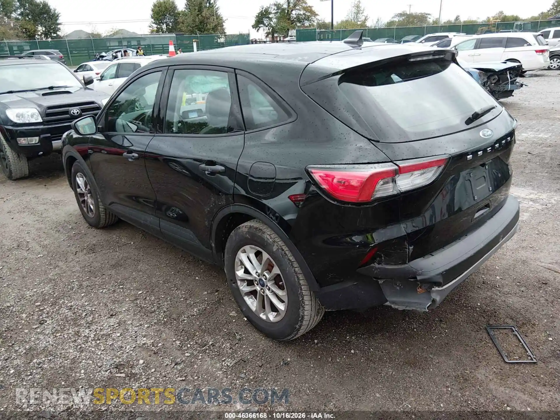 3 Photograph of a damaged car 1FMCU0F68NUB45585 FORD ESCAPE 2022
