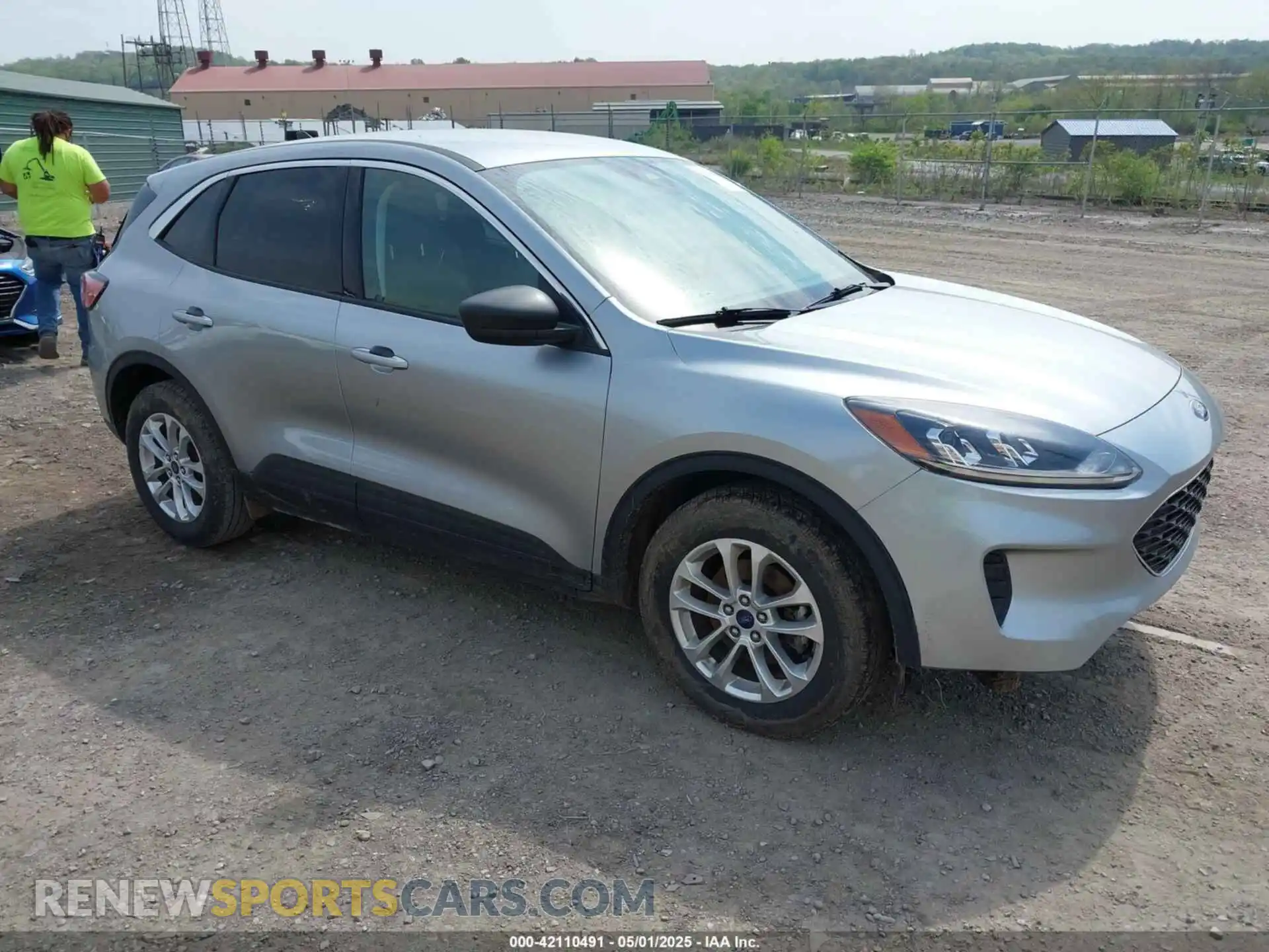 1 Фотография поврежденного автомобиля 1FMCU0G62NUB81349 FORD ESCAPE 2022