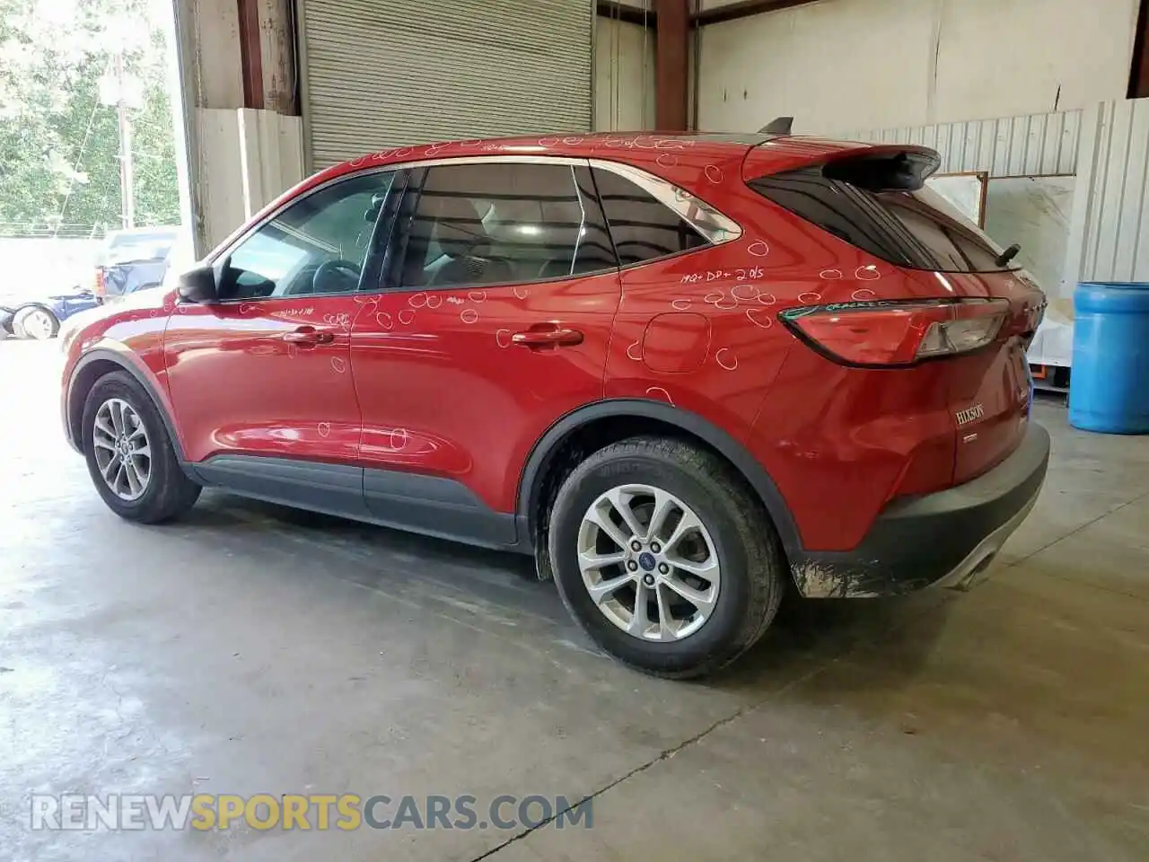 2 Photograph of a damaged car 1FMCU0G63NUB05686 FORD ESCAPE 2022