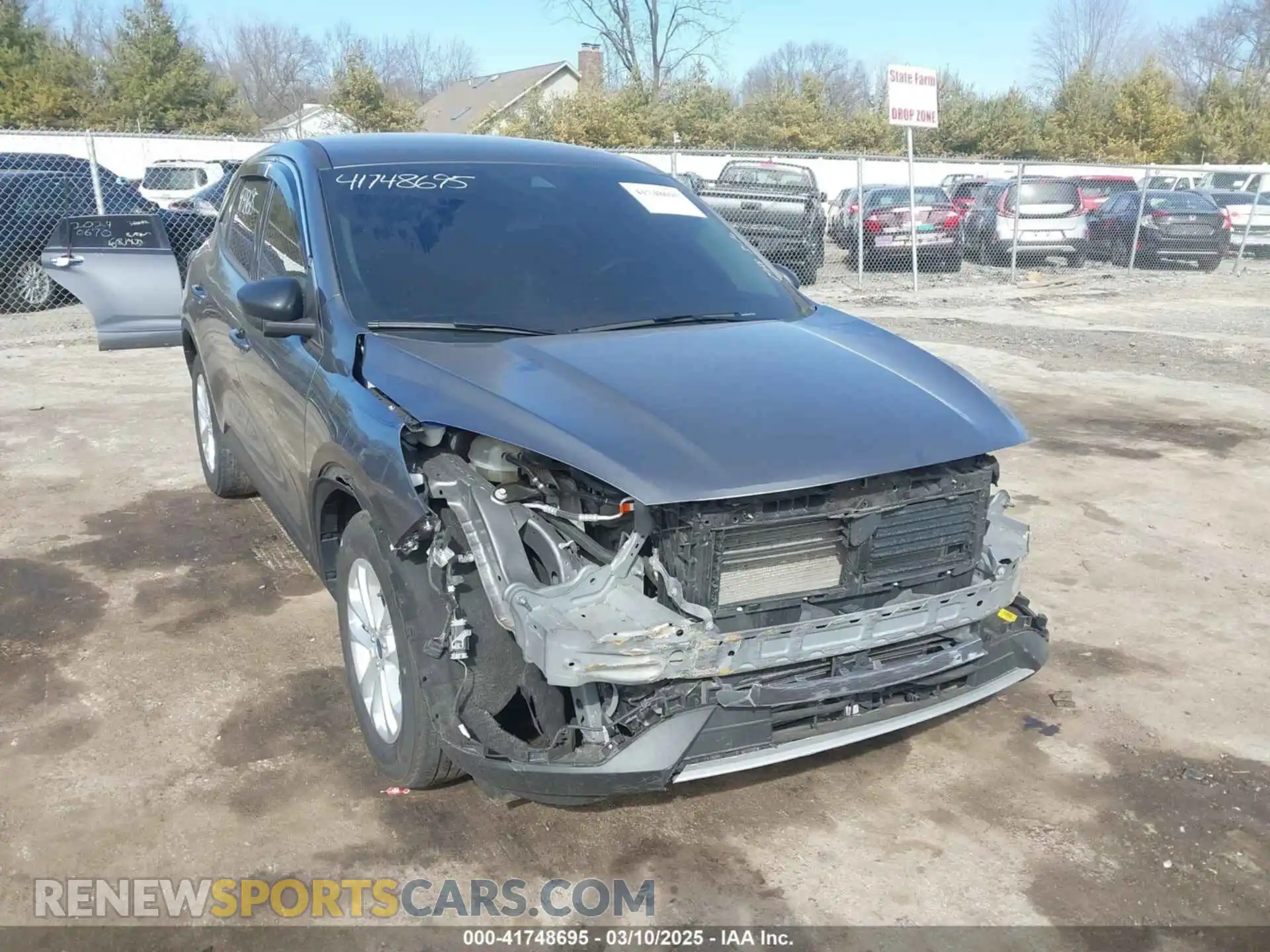 1 Photograph of a damaged car 1FMCU0G64NUC04565 FORD ESCAPE 2022