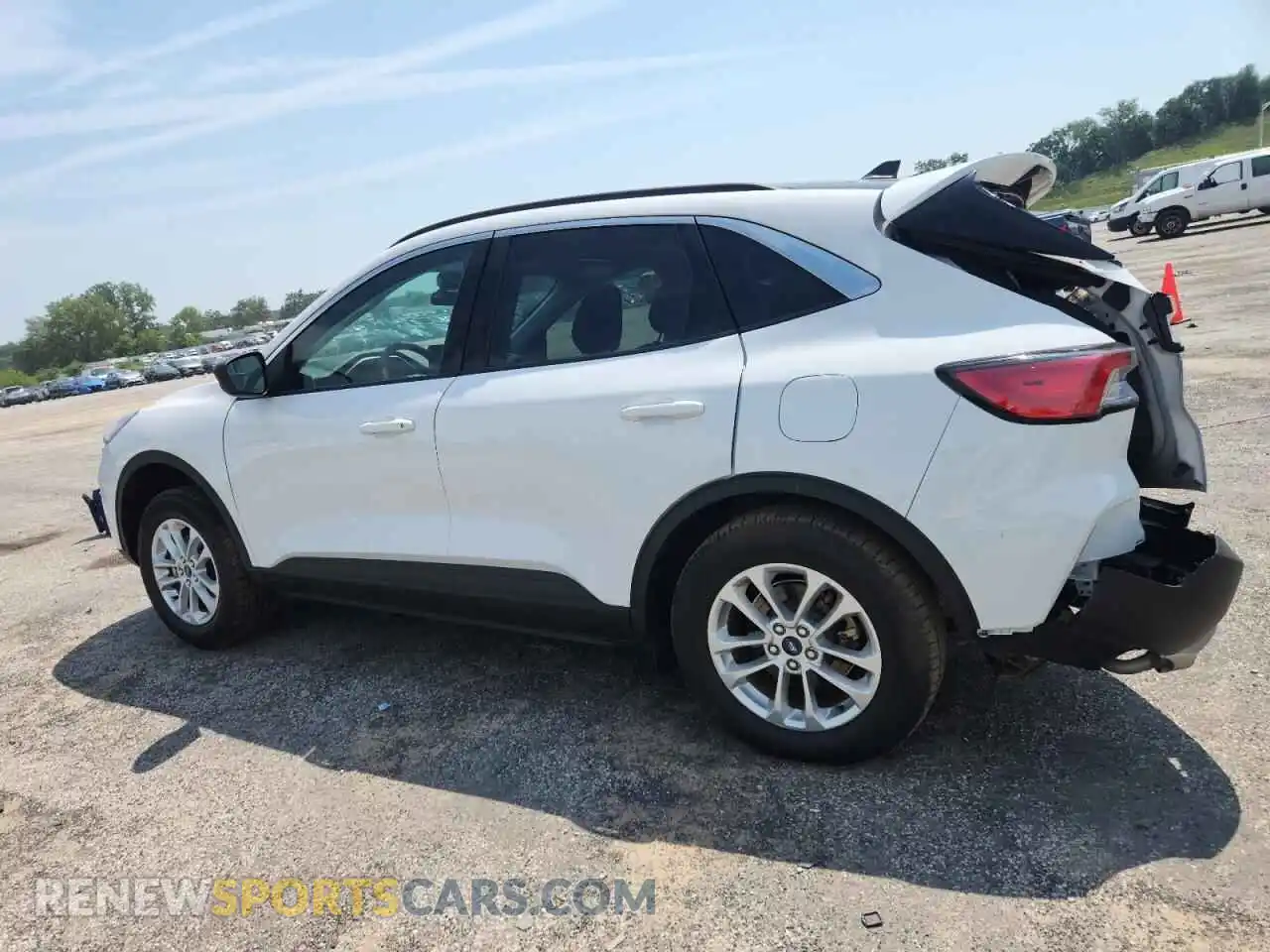 2 Photograph of a damaged car 1FMCU9BZ2NUB07256 FORD ESCAPE 2022