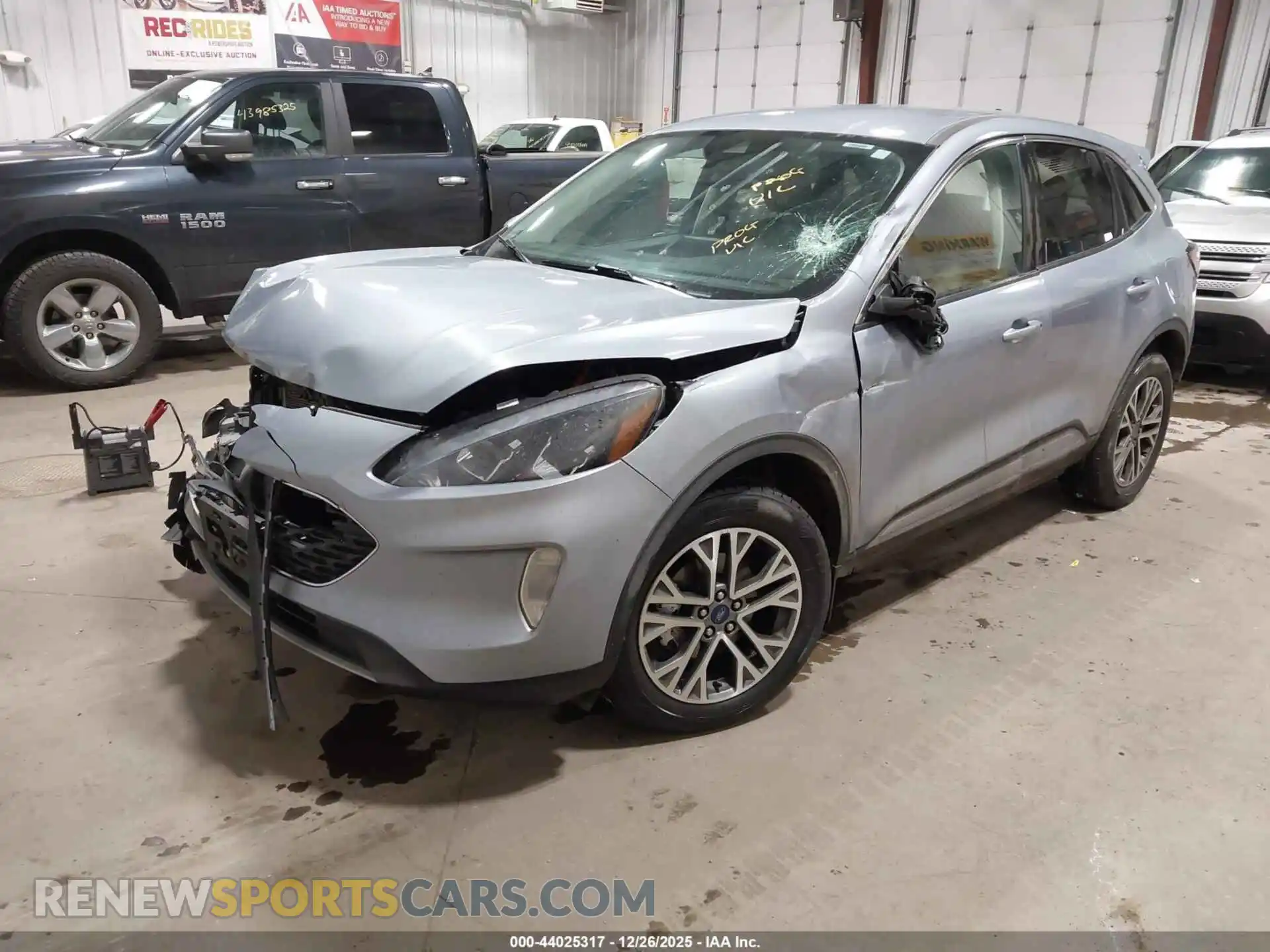 2 Photograph of a damaged car 1FMCU9CZ4NUB29385 FORD ESCAPE 2022
