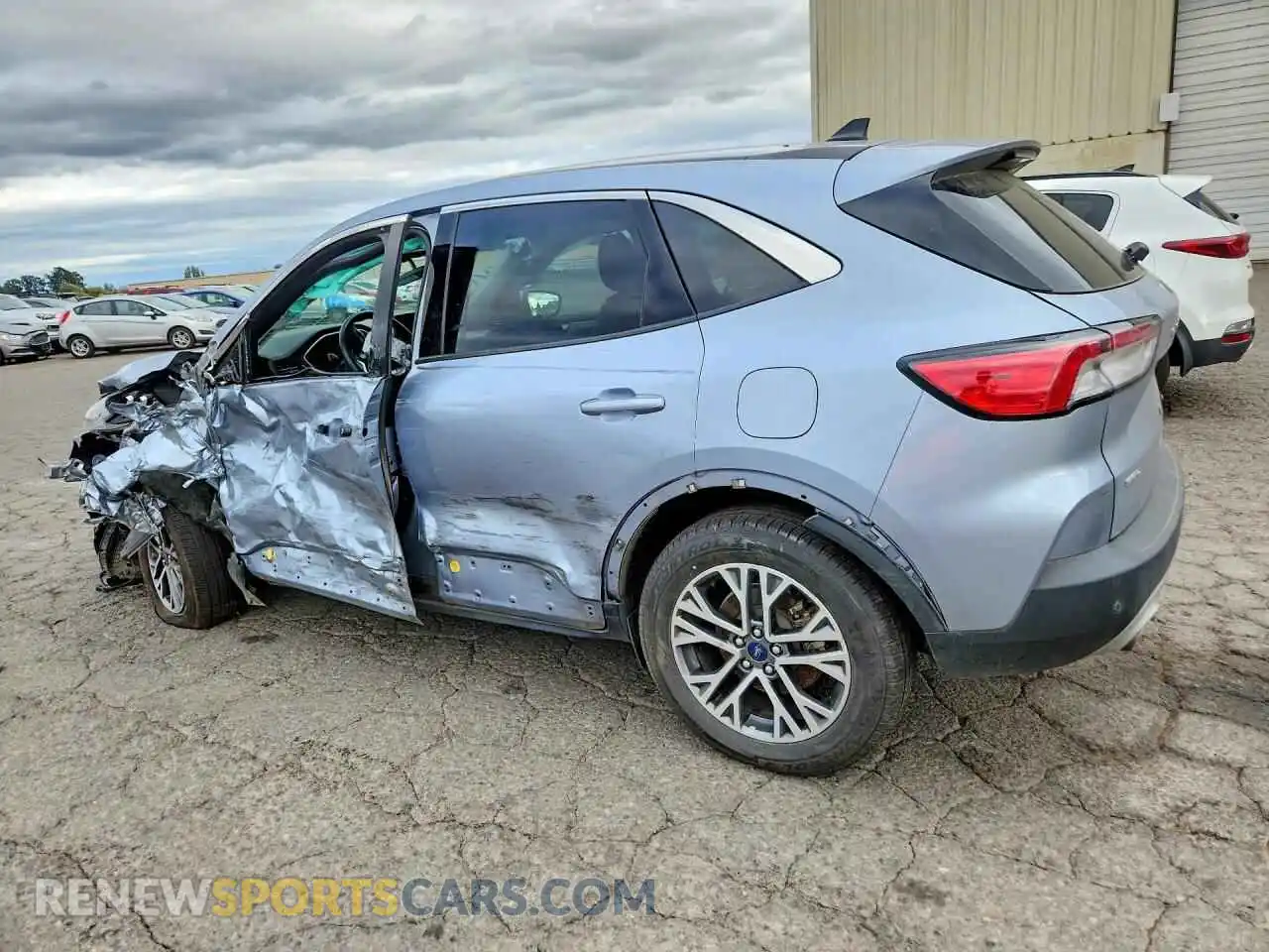 2 Photograph of a damaged car 1FMCU9CZXNUA63313 FORD ESCAPE 2022