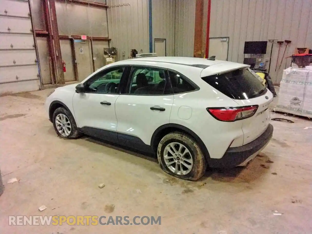 2 Photograph of a damaged car 1FMCU9F64NUB45927 FORD ESCAPE 2022