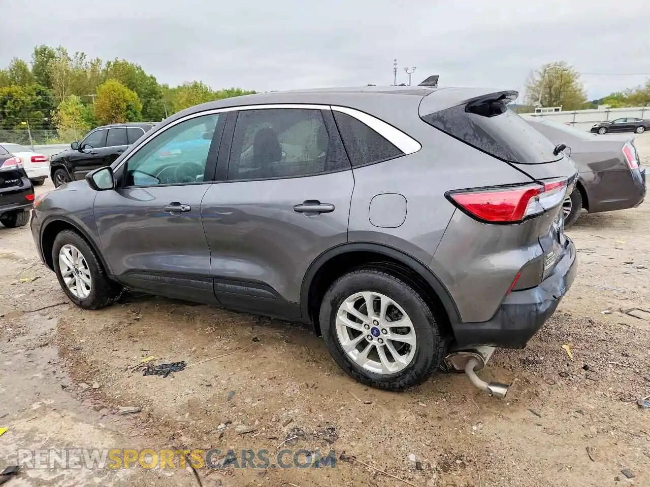 2 fotografías del automóvil dañado 1FMCU9G60NUB71908 FORD ESCAPE 2022