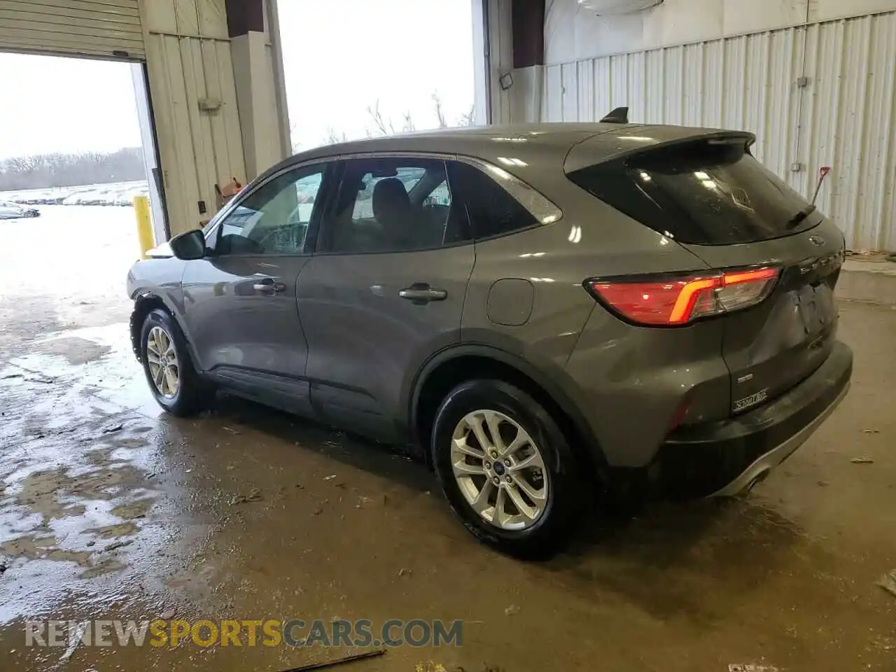 2 Photograph of a damaged car 1FMCU9G63NUC04528 FORD ESCAPE 2022