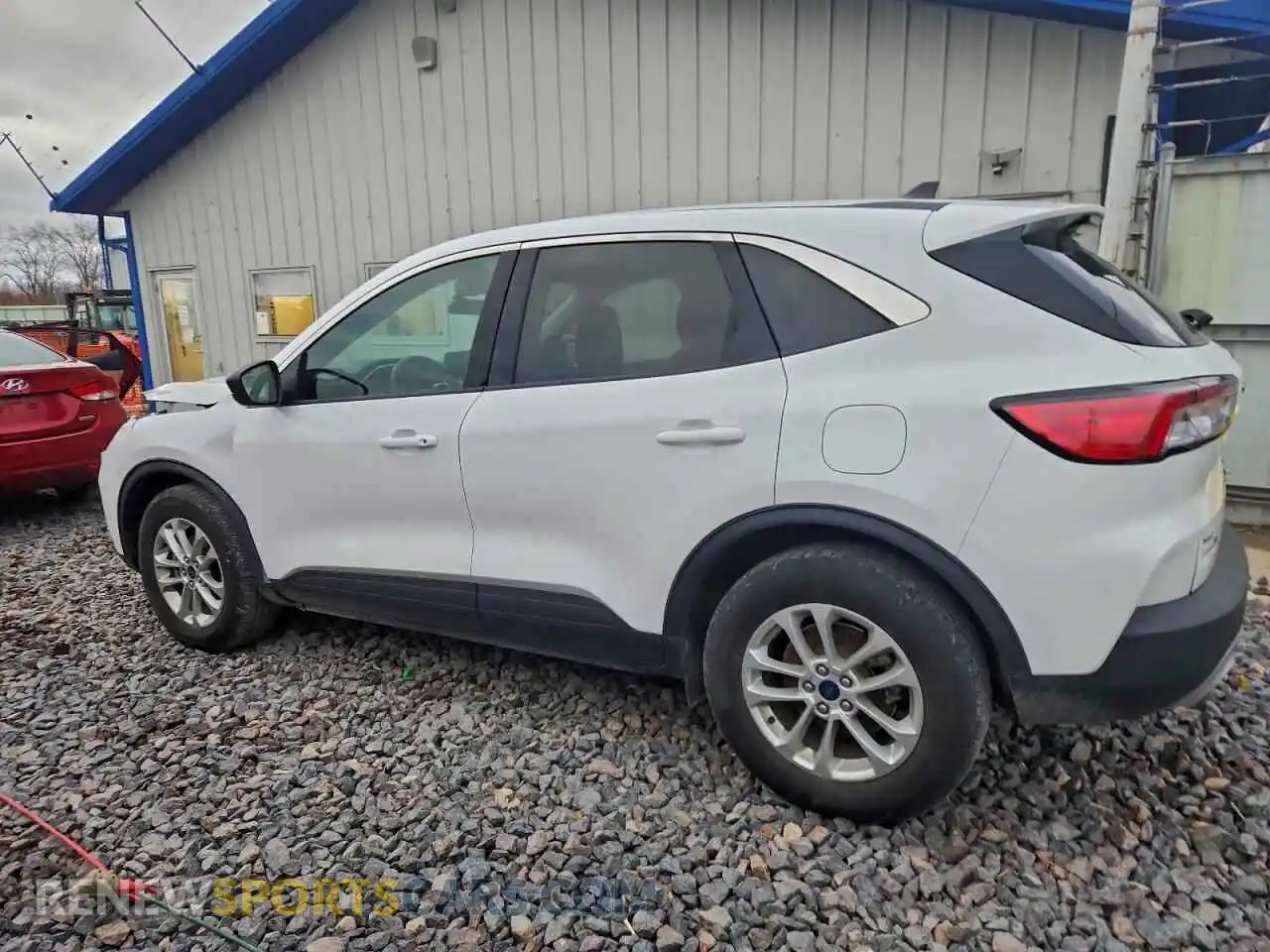 2 Photograph of a damaged car 1FMCU9G64NUB97461 FORD ESCAPE 2022