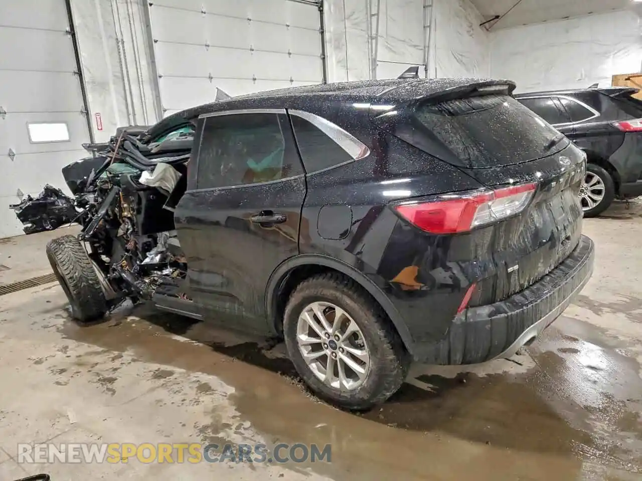 2 Photograph of a damaged car 1FMCU9G68NUB96460 FORD ESCAPE 2022
