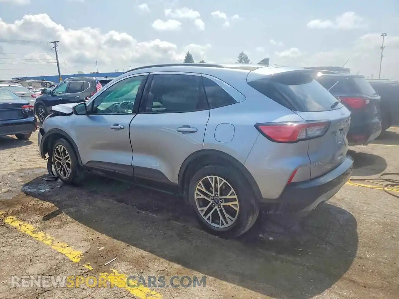 2 fotografías del automóvil dañado 1FMCU9H68NUB87367 FORD ESCAPE 2022