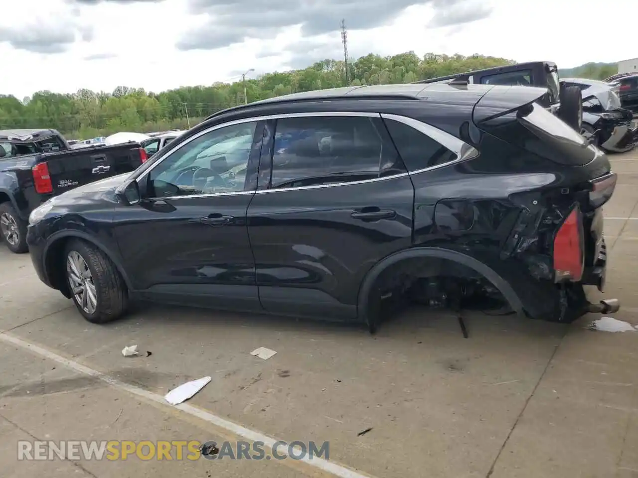 2 Photograph of a damaged car 1FMCU9J97NUA08255 FORD ESCAPE 2022