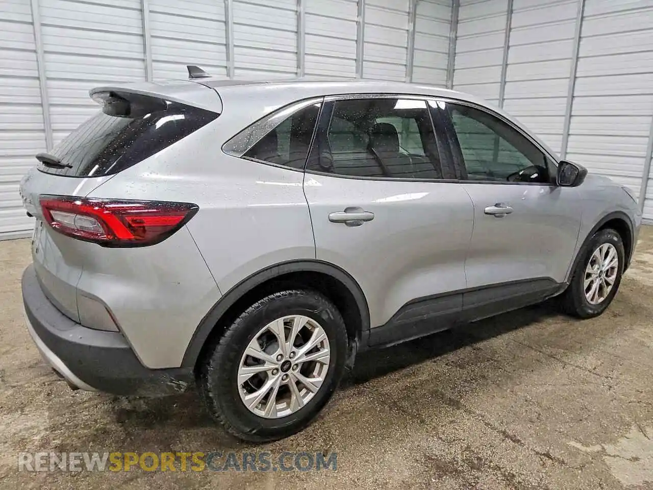 3 fotografías del automóvil dañado 1FMCU0GN0PUA20590 FORD ESCAPE 2023