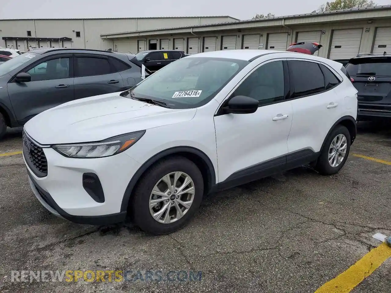 1 Фотография поврежденного автомобиля 1FMCU0GN3PUA17618 FORD ESCAPE 2023
