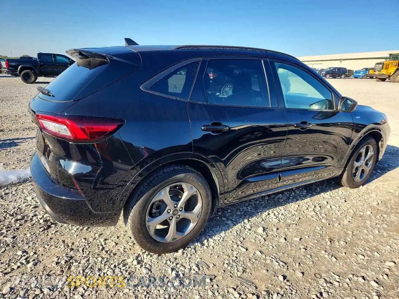 3 Photograph of a damaged car 1FMCU0MN7PUA00728 FORD ESCAPE 2023