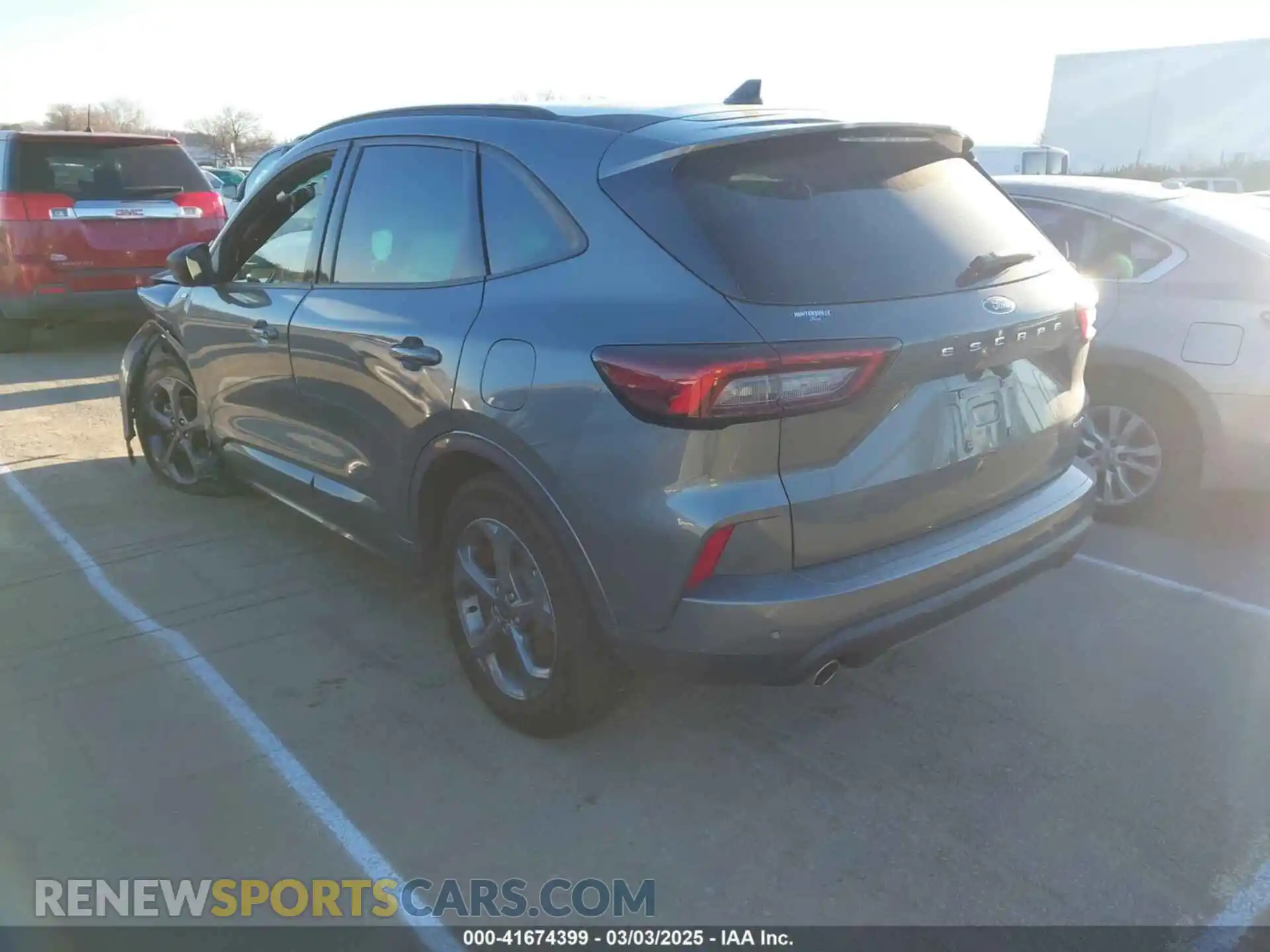 3 Photograph of a damaged car 1FMCU9MN2PUA70089 FORD ESCAPE 2023