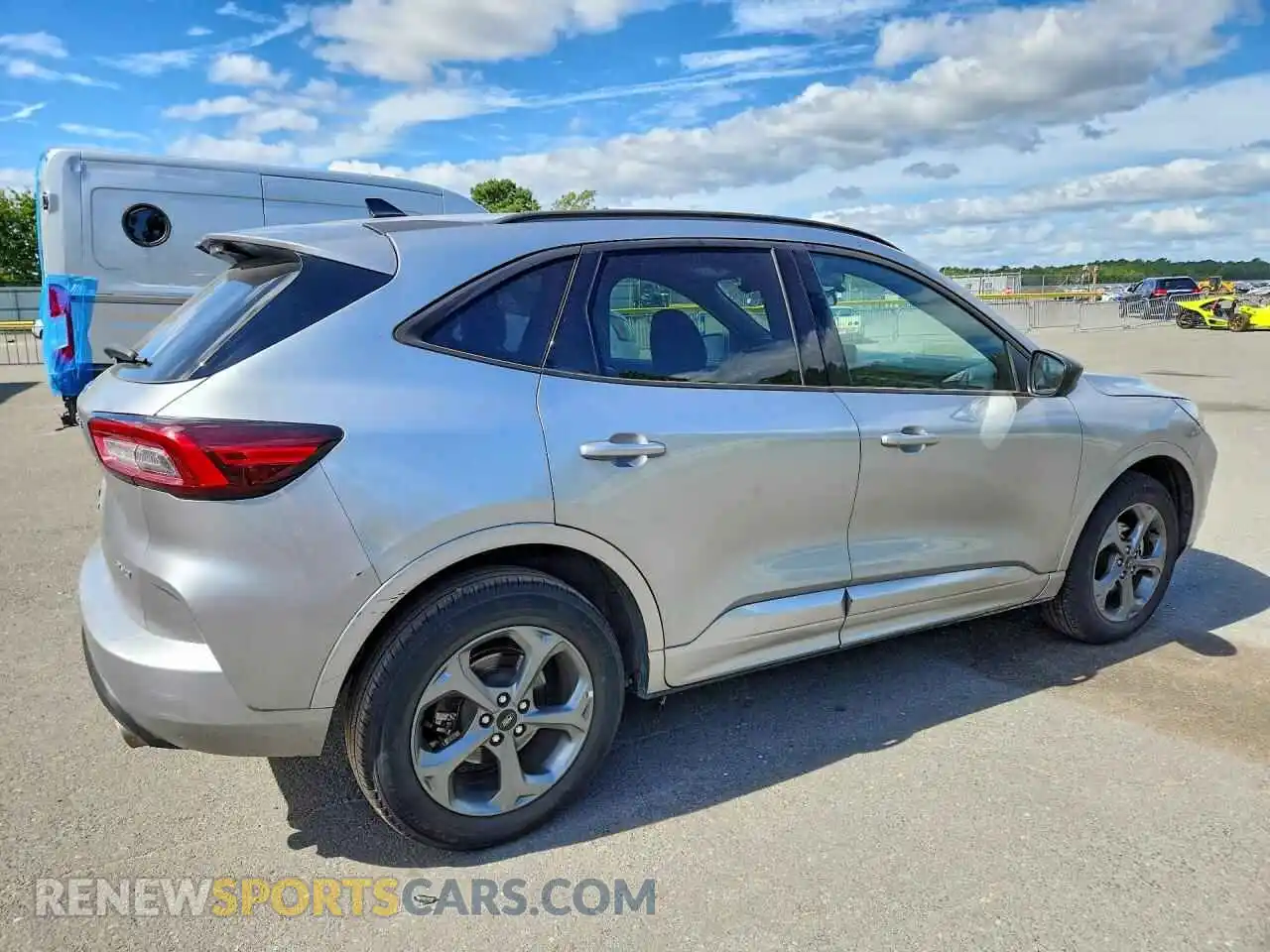 3 Photograph of a damaged car 1FMCU9MN9PUA58280 FORD ESCAPE 2023