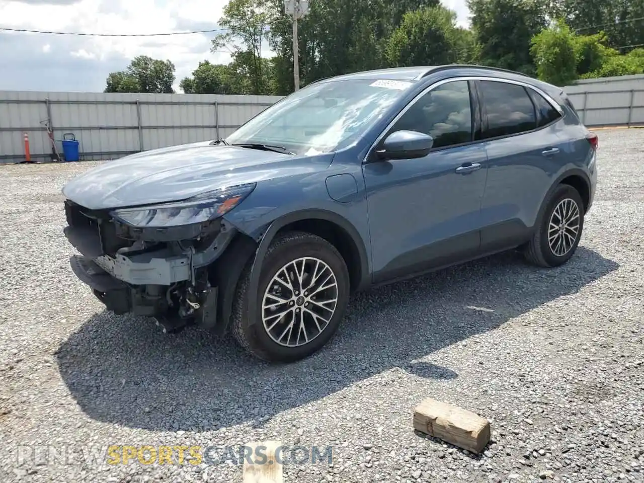 1 Photograph of a damaged car 1FMCU0E19RUB33666 FORD ESCAPE 2024