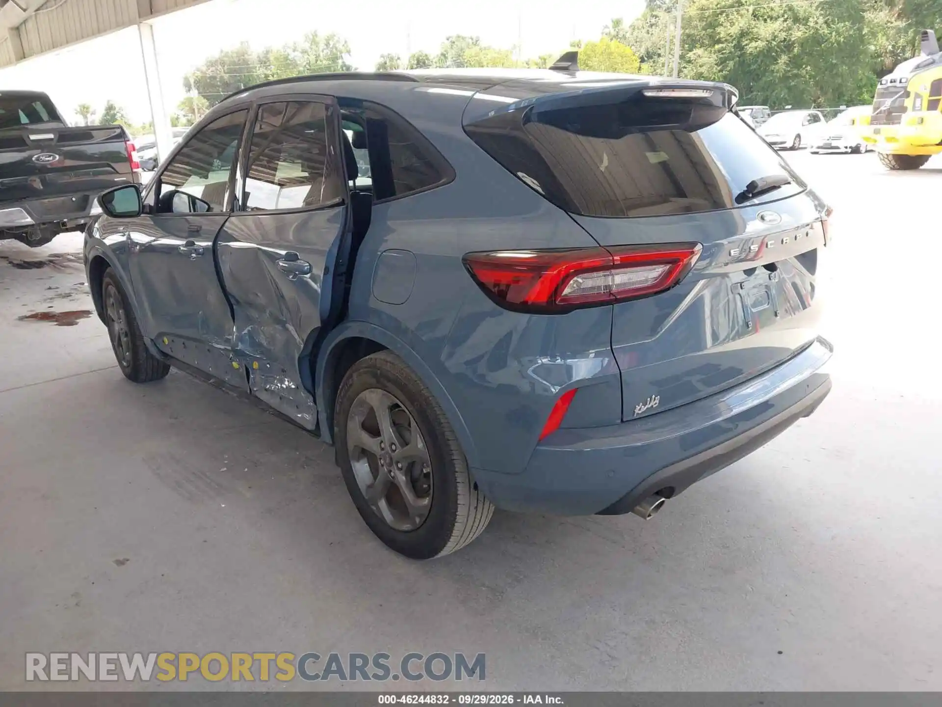 3 fotografías del automóvil dañado 1FMCU0MN5RUB49352 FORD ESCAPE 2024