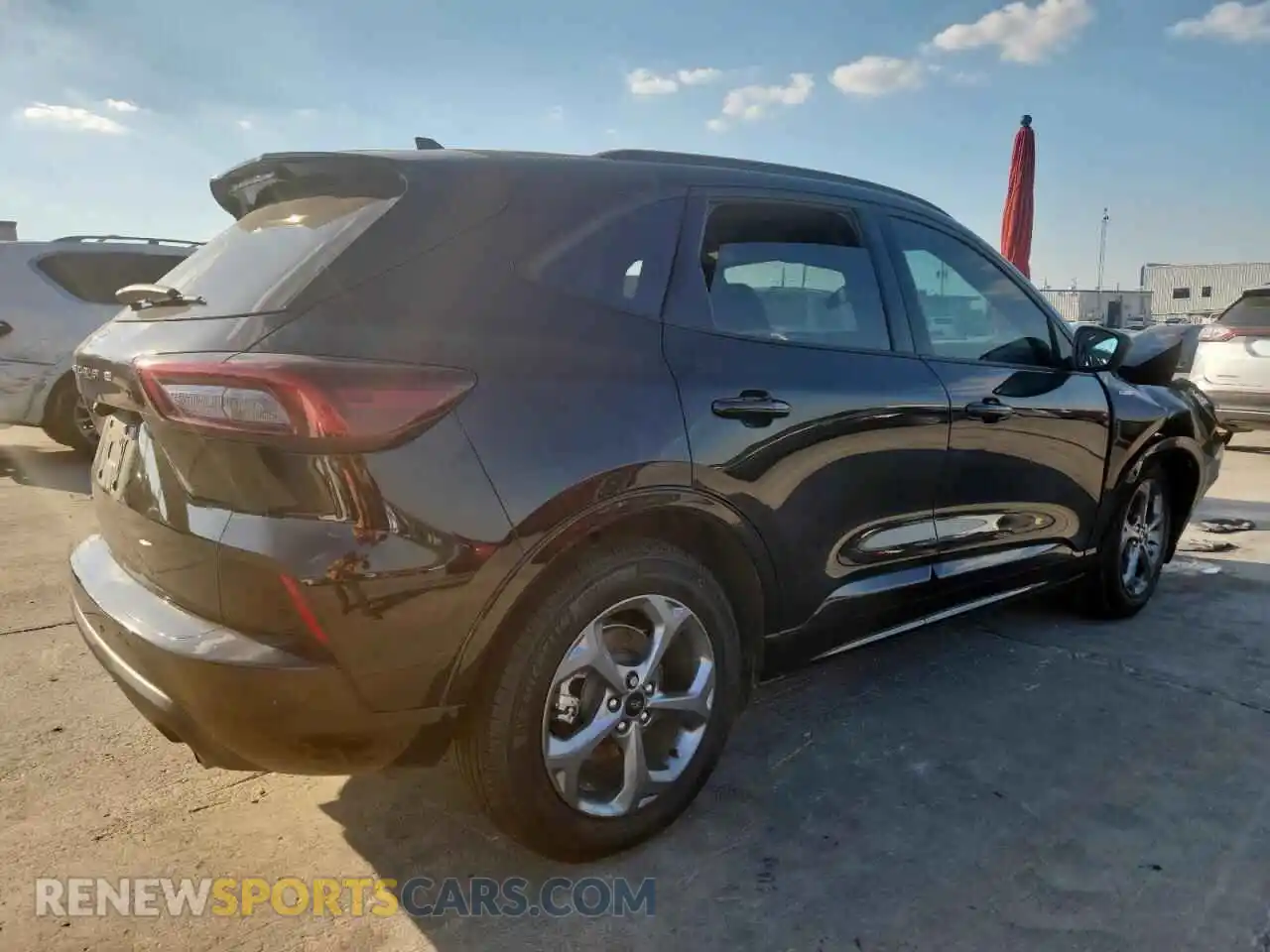 3 Photograph of a damaged car 1FMCU0MN7RUB54679 FORD ESCAPE 2024