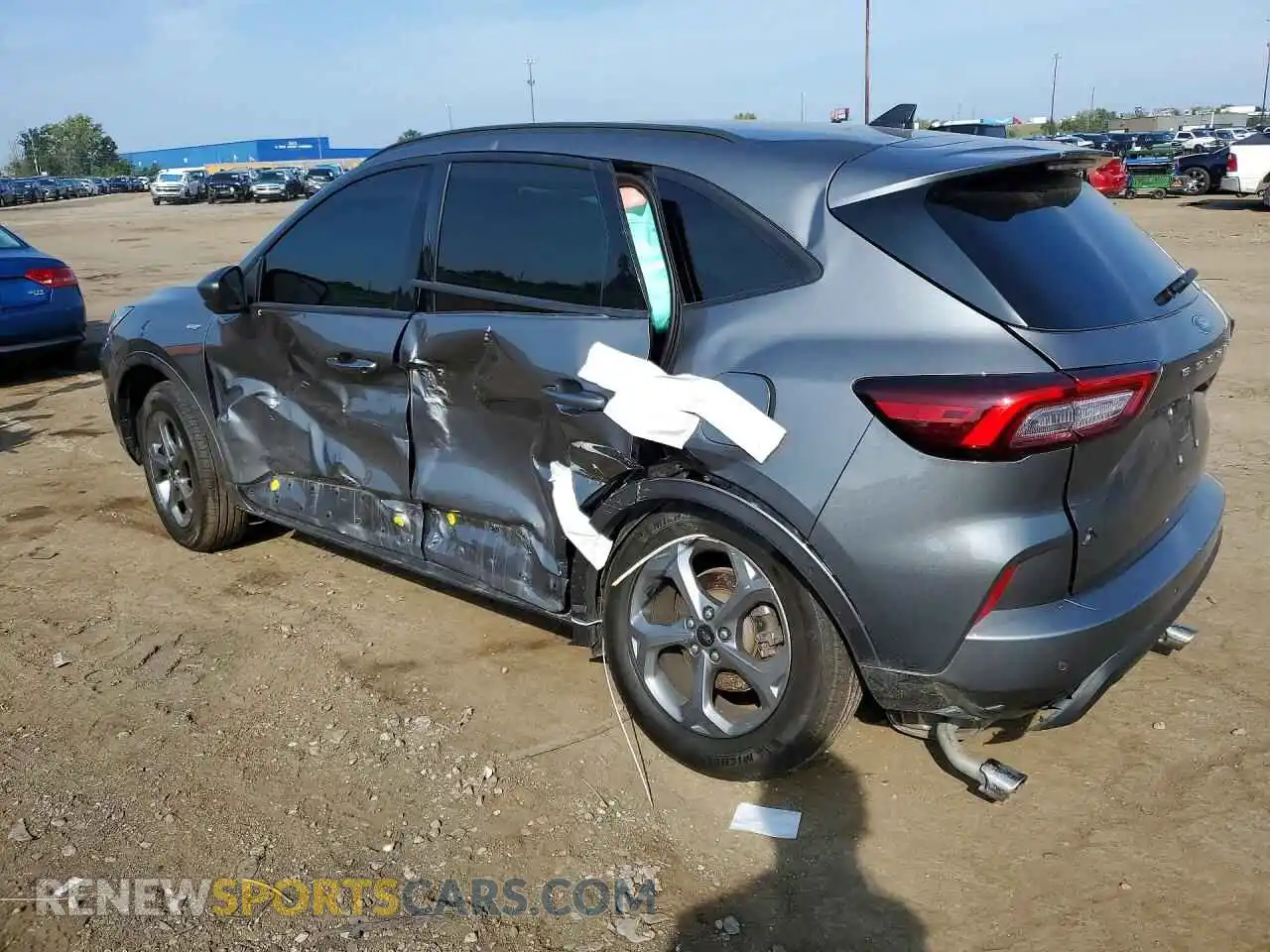 2 fotografías del automóvil dañado 1FMCU9MN0RUB36934 FORD ESCAPE 2024