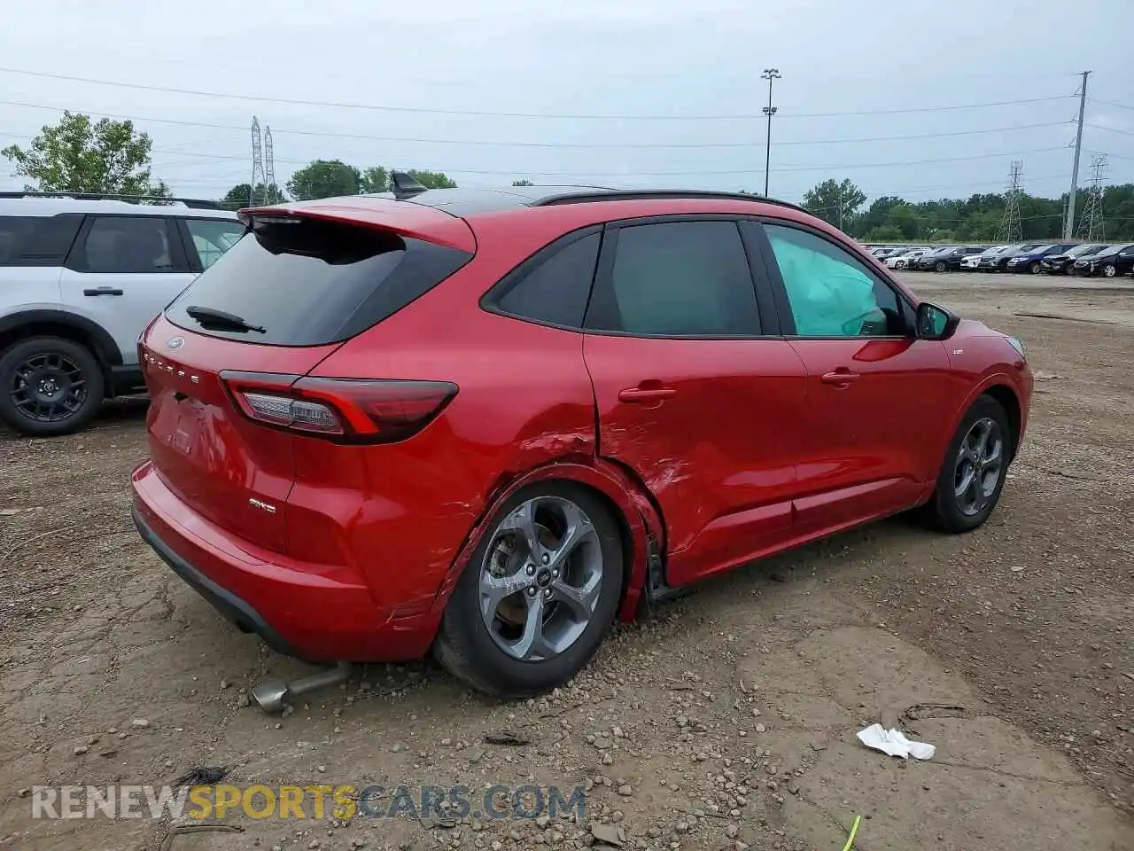 3 Photograph of a damaged car 1FMCU9MN8RUB04572 FORD ESCAPE 2024
