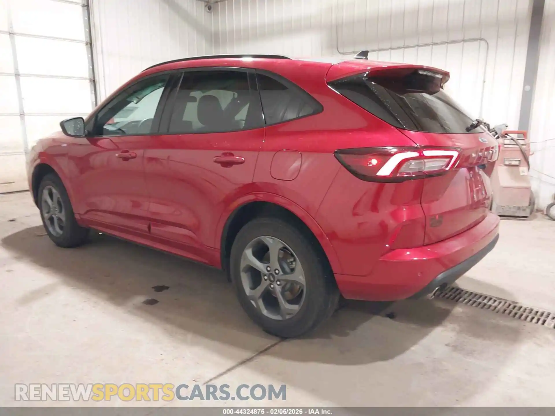 3 Photograph of a damaged car 1FMCU9MN9RUB43235 FORD ESCAPE 2024