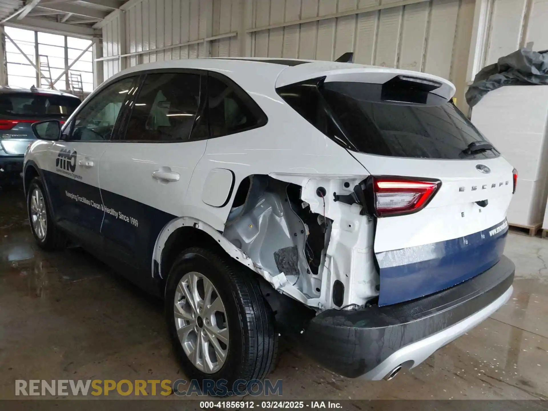 3 fotografías del automóvil dañado 1FMCU0GN7SUA01558 FORD ESCAPE 2025