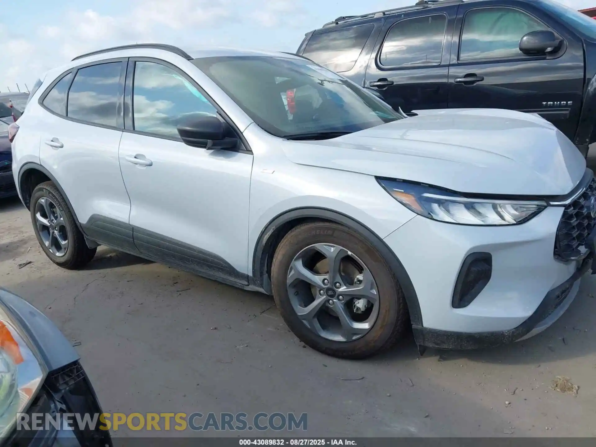 1 Фотография поврежденного автомобиля 1FMCU0MN1SUB00803 FORD ESCAPE 2025