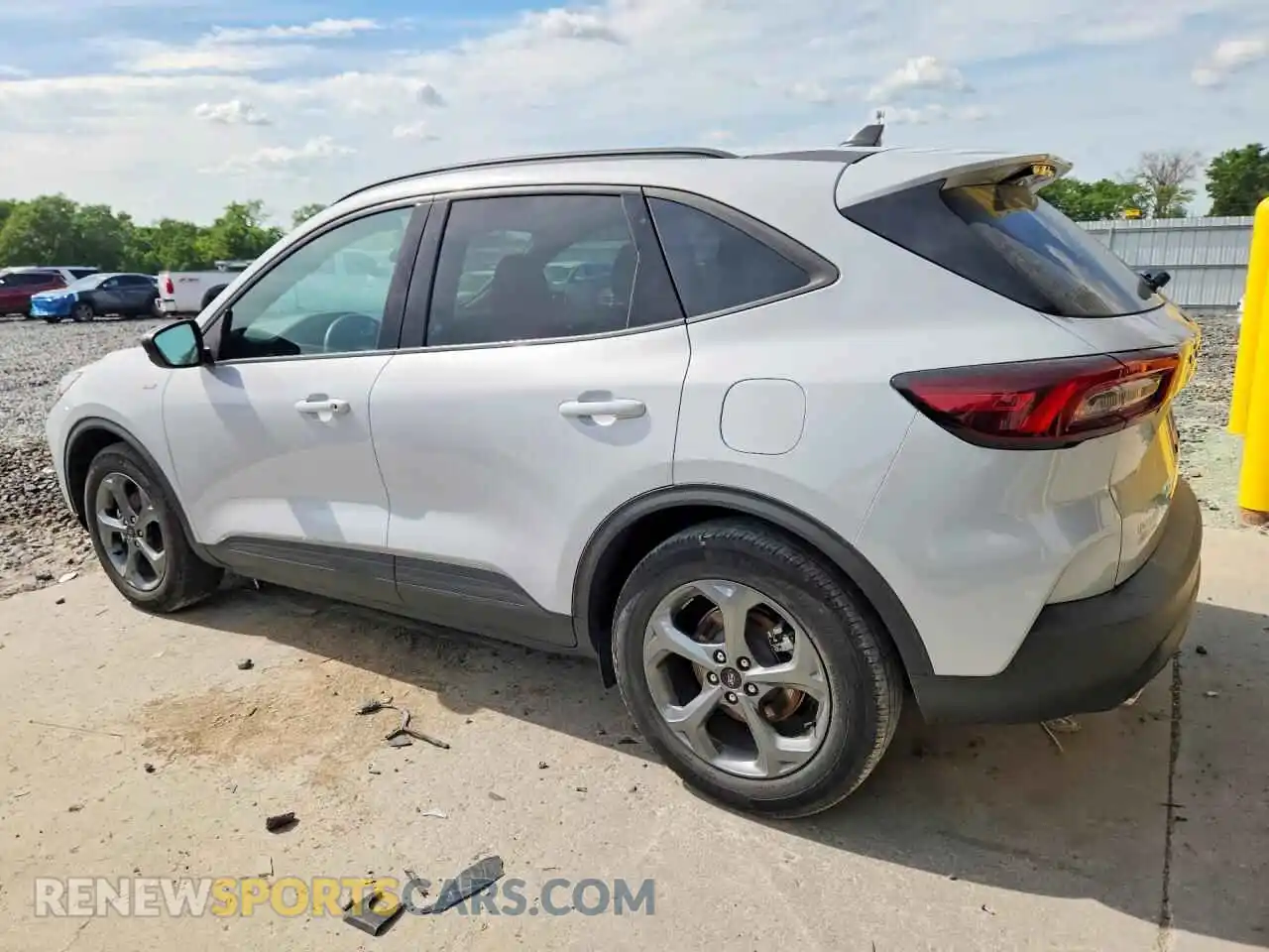 2 Фотография поврежденного автомобиля 1FMCU0MN4SUB07552 FORD ESCAPE 2025