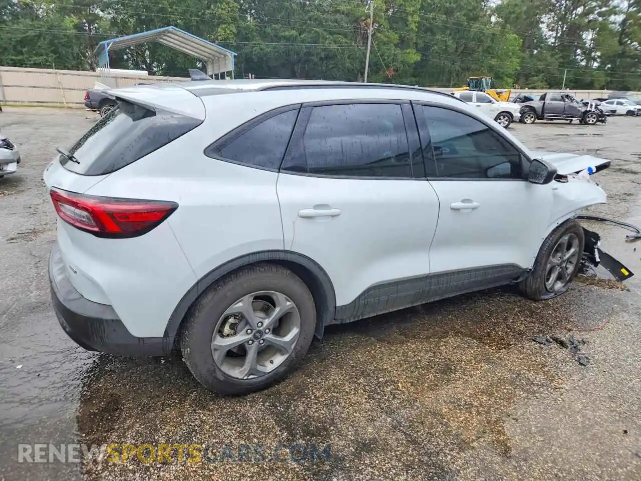 3 fotografías del automóvil dañado 1FMCU0MZ8SUB07007 FORD ESCAPE 2025