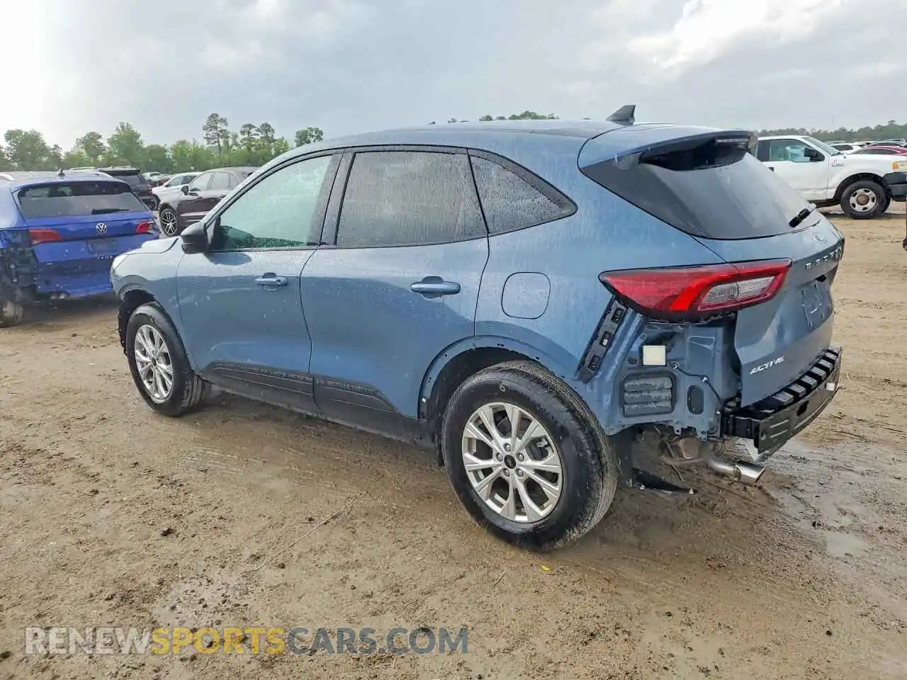2 fotografías del automóvil dañado 1FMCU9GN8SUB44958 FORD ESCAPE 2025