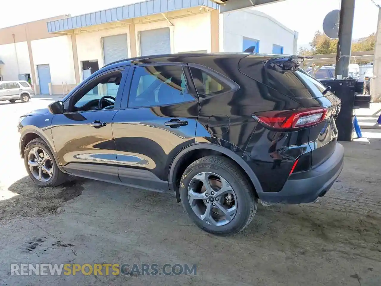 2 Фотография поврежденного автомобиля 1FMCU9MN6SUB19867 FORD ESCAPE 2025