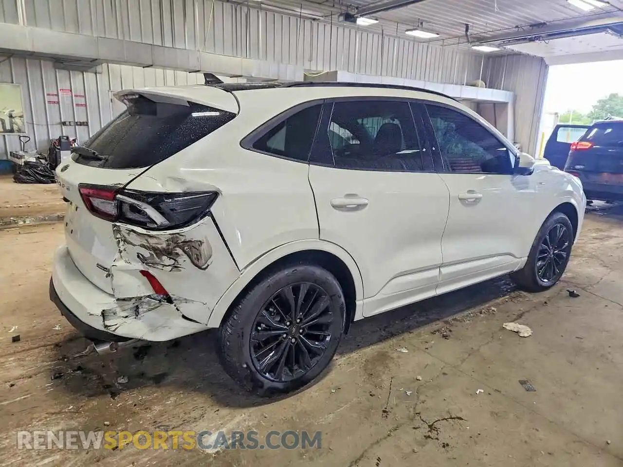 3 Photograph of a damaged car 1FMCU9PZXSUA55993 FORD ESCAPE 2025