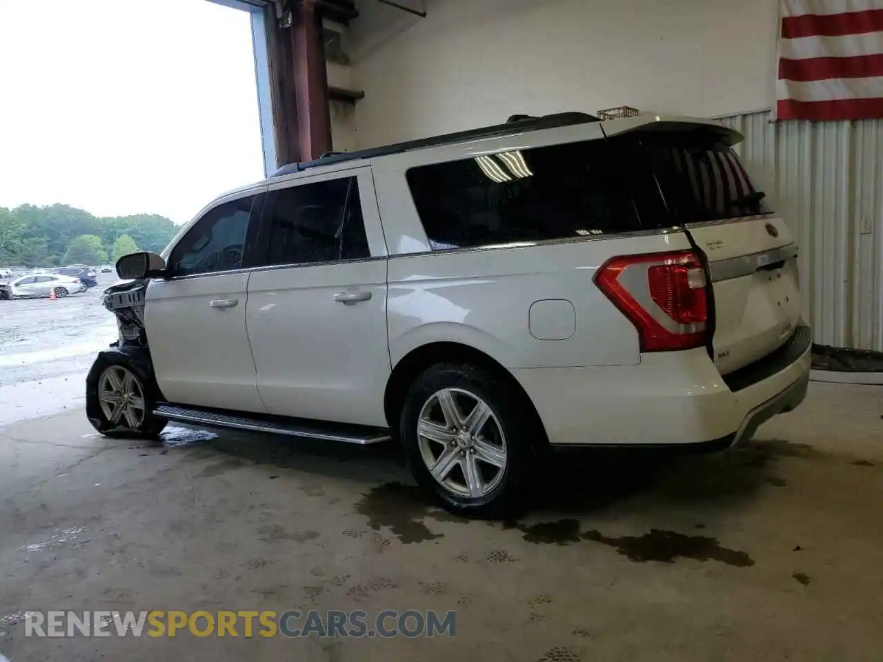 2 Photograph of a damaged car 1FMJK1HT1KEA60034 FORD EXPEDITION 2019