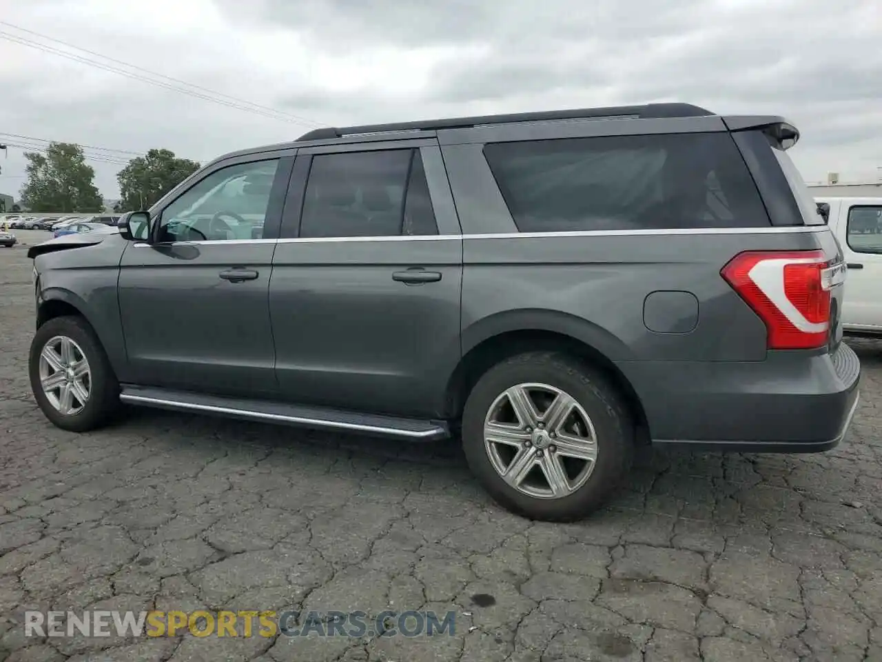 2 Photograph of a damaged car 1FMJK1HT2KEA55246 FORD EXPEDITION 2019