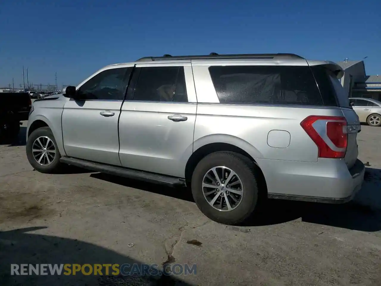 2 Photograph of a damaged car 1FMJK1HT4KEA35533 FORD EXPEDITION 2019