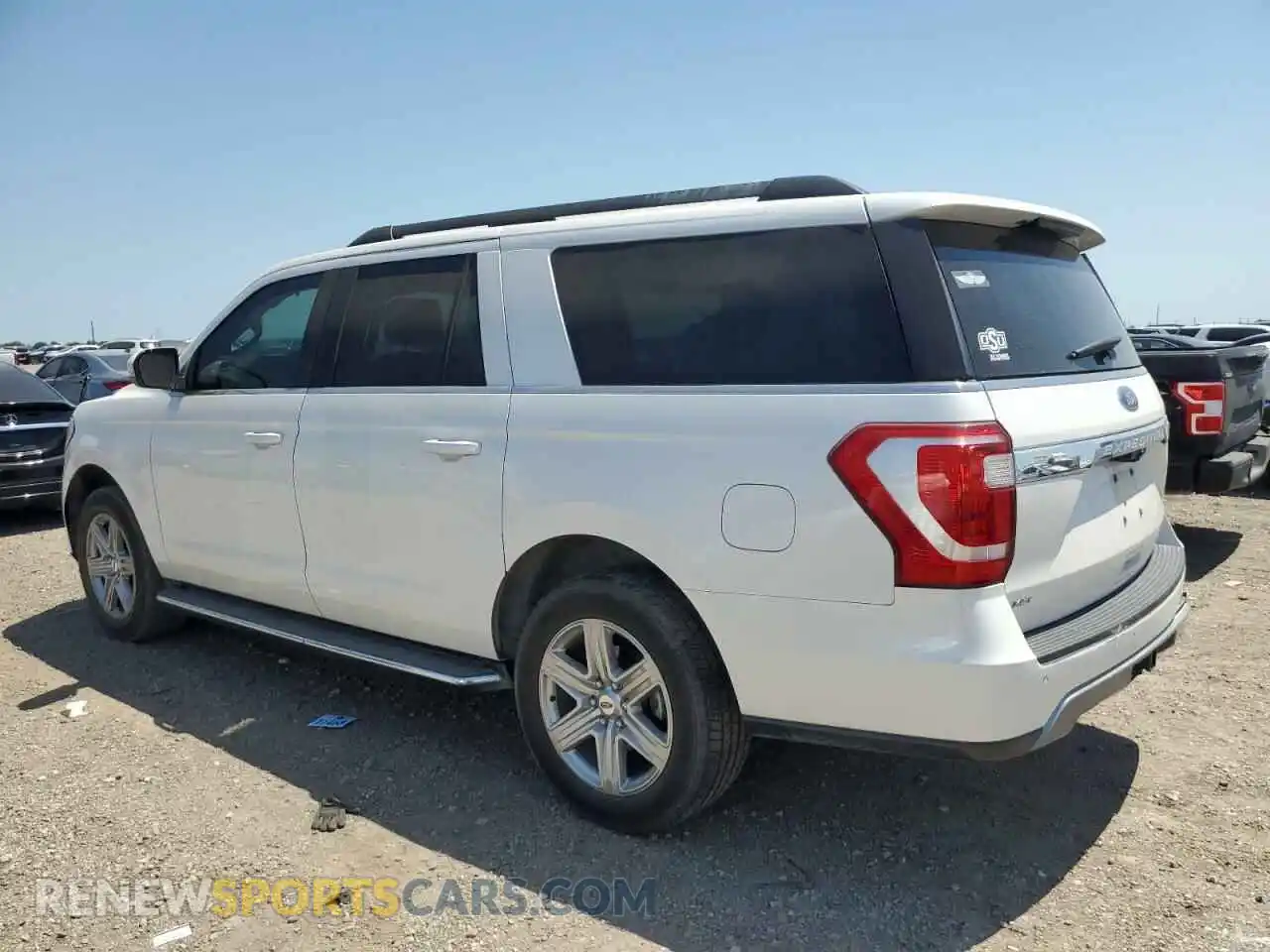 2 Photograph of a damaged car 1FMJK1HT9KEA85943 FORD EXPEDITION 2019