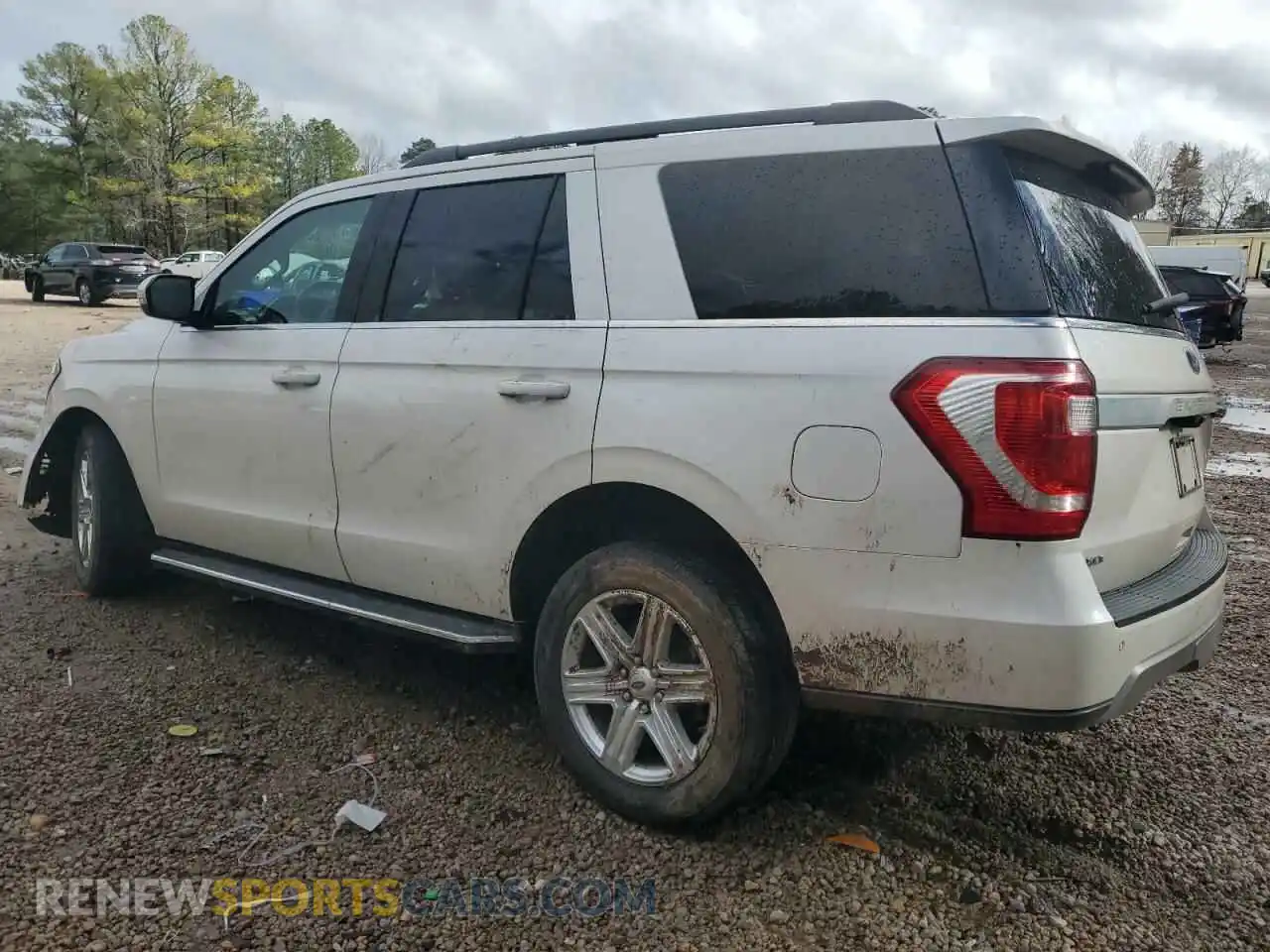 2 Photograph of a damaged car 1FMJU1HT7KEA71047 FORD EXPEDITION 2019