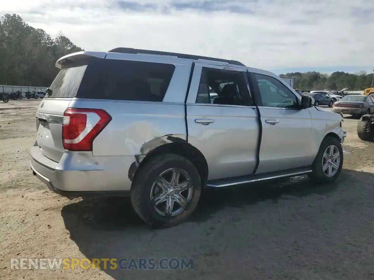 3 Photograph of a damaged car 1FMJU1HT8KEA75334 FORD EXPEDITION 2019